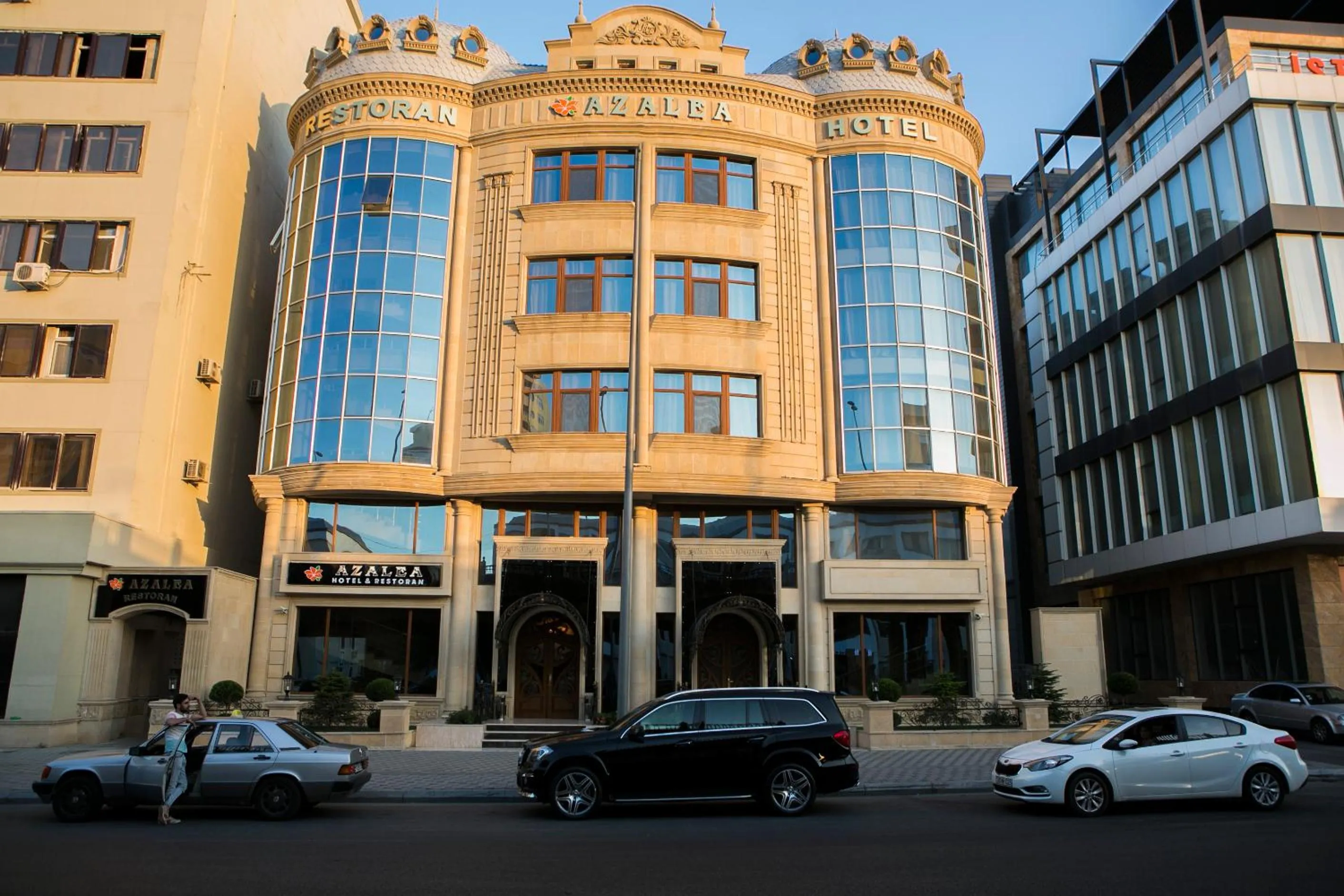 Facade/entrance in Azalea Hotel Baku