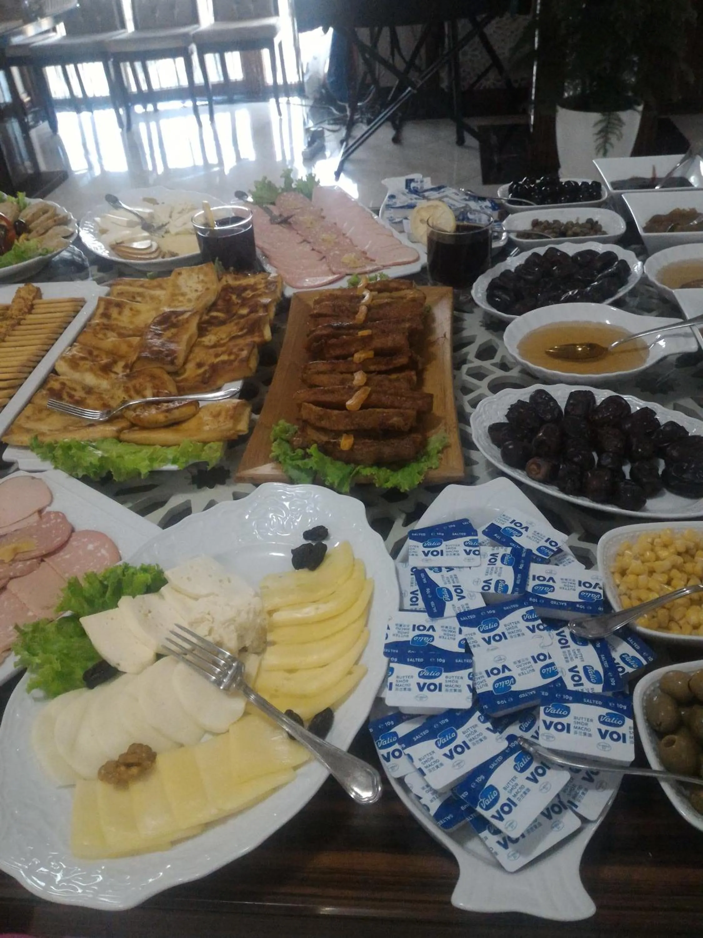 Breakfast in Azalea Hotel Baku