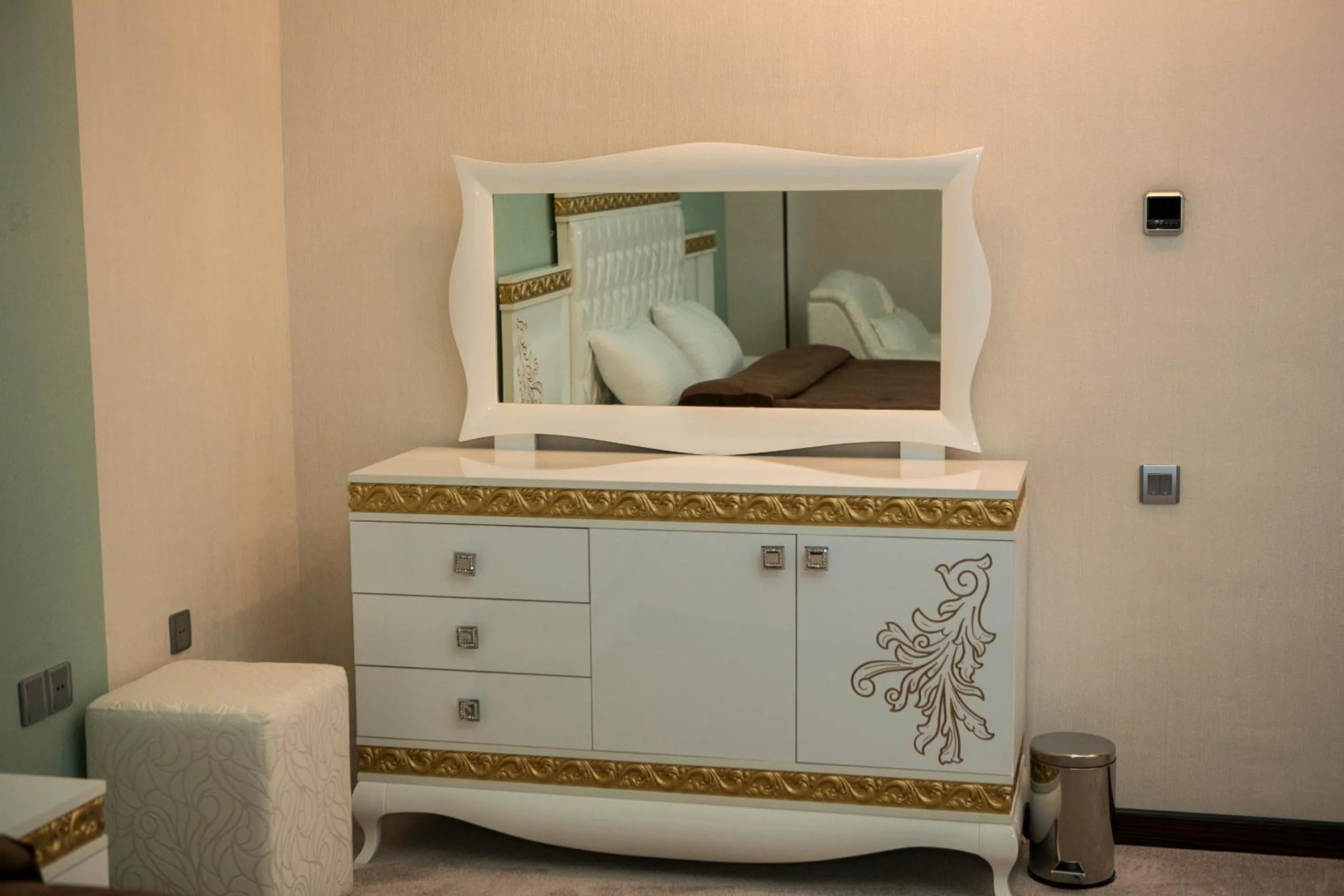 Photo of the whole room in Azalea Hotel Baku