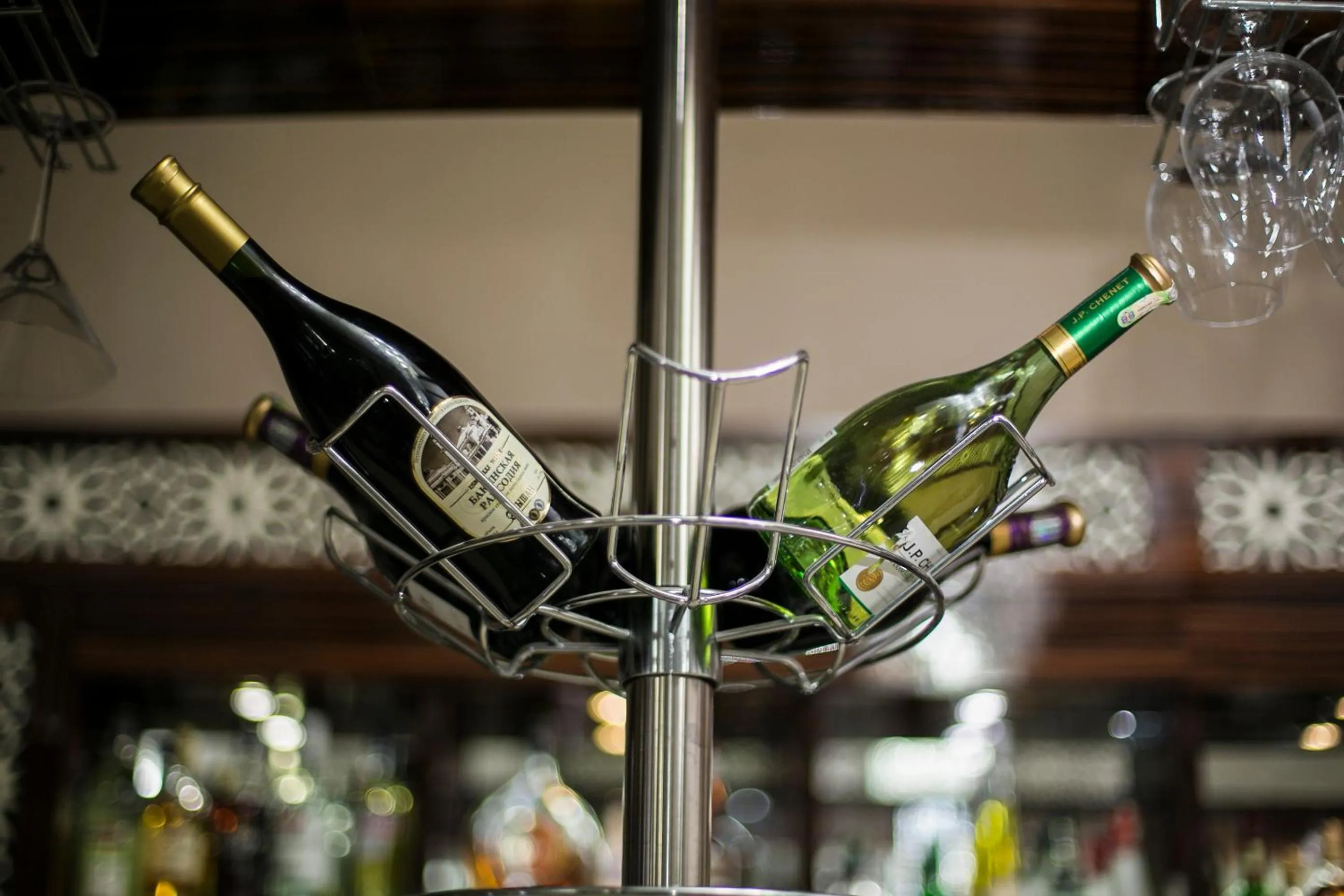 Restaurant/places to eat in Azalea Hotel Baku