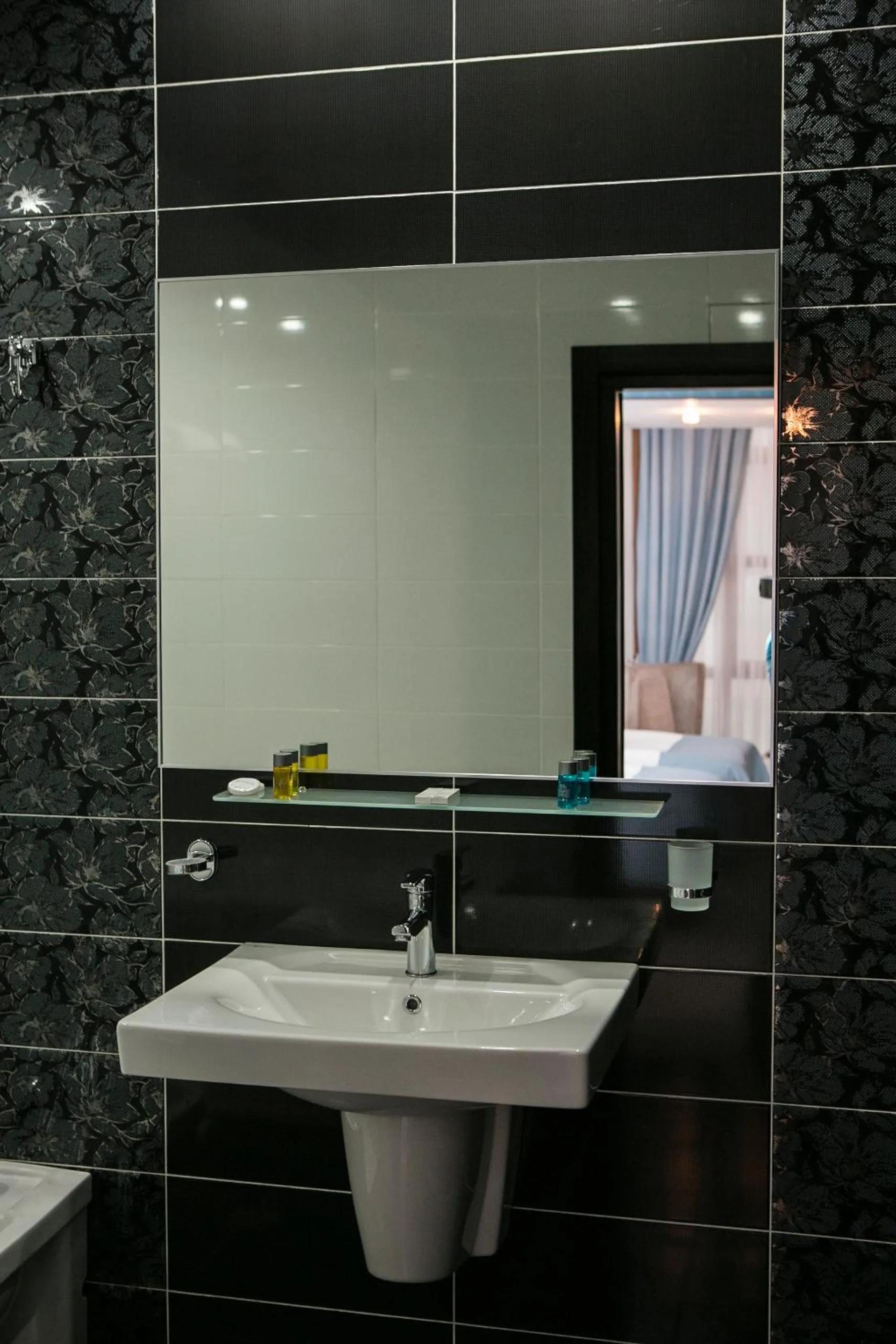 Bathroom in Azalea Hotel Baku