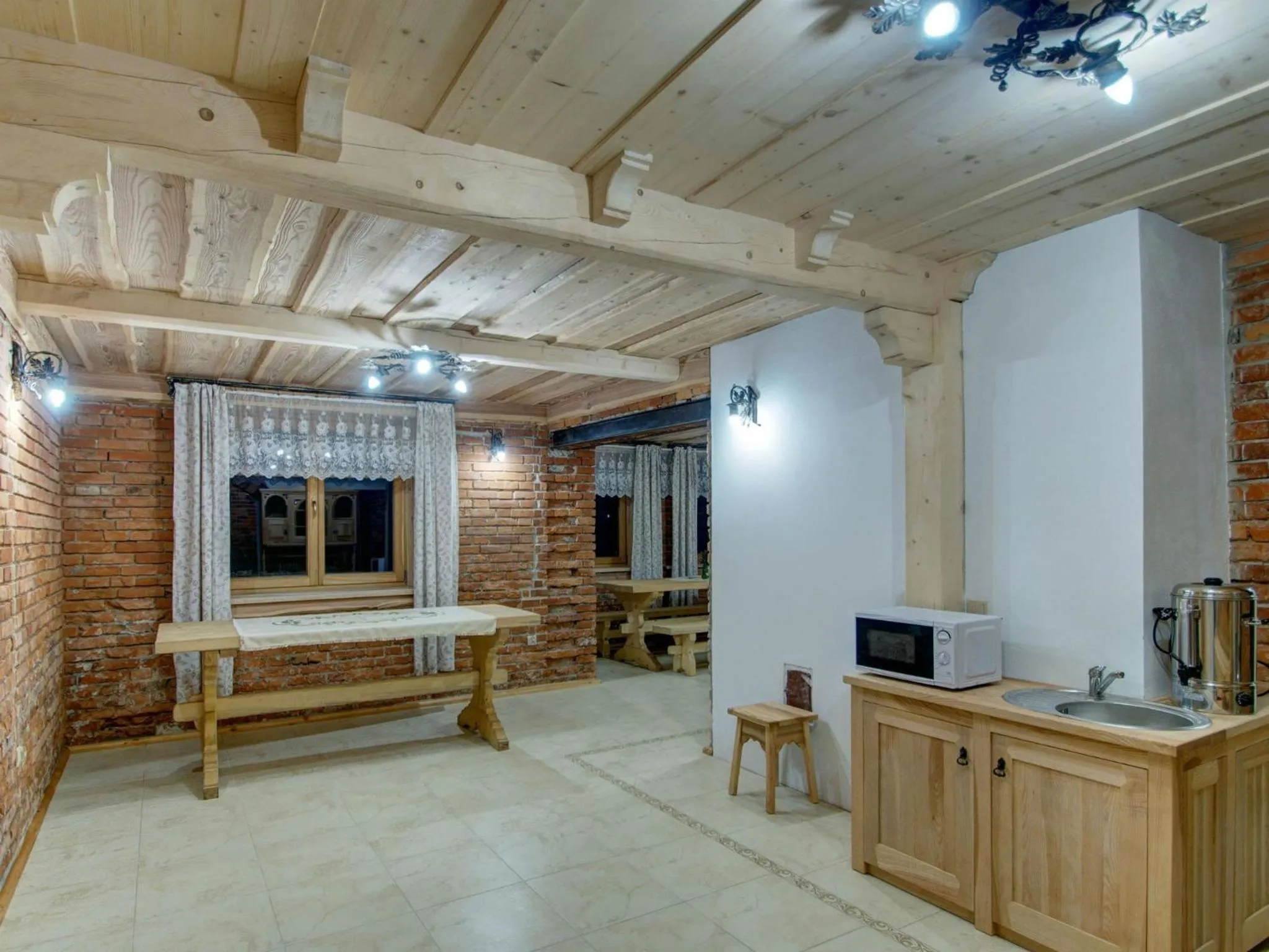 Communal kitchen in Pokoje Gościnne Światłomir