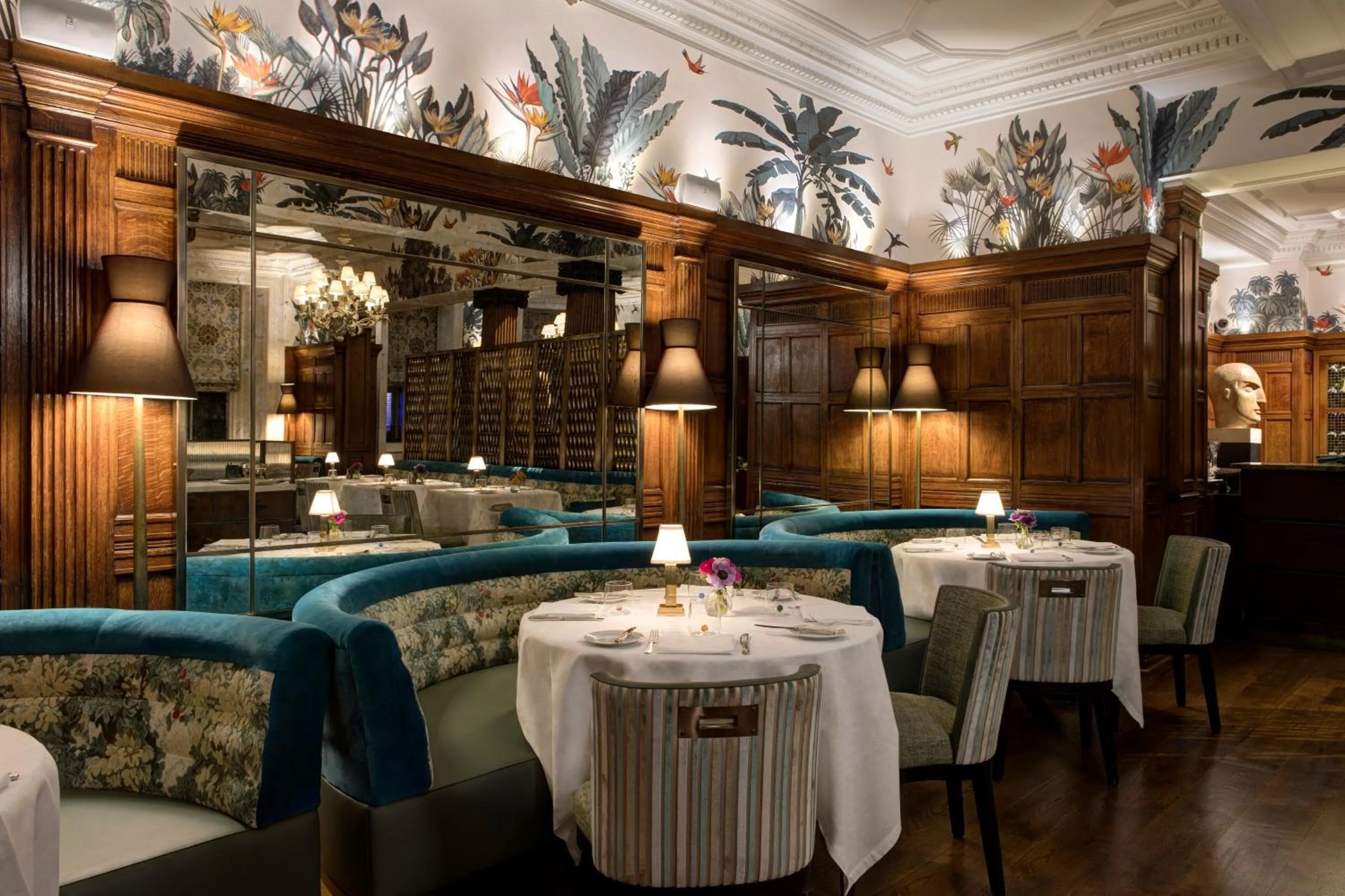 Restaurant/places to eat in Brown's Hotel, a Rocco Forte Hotel