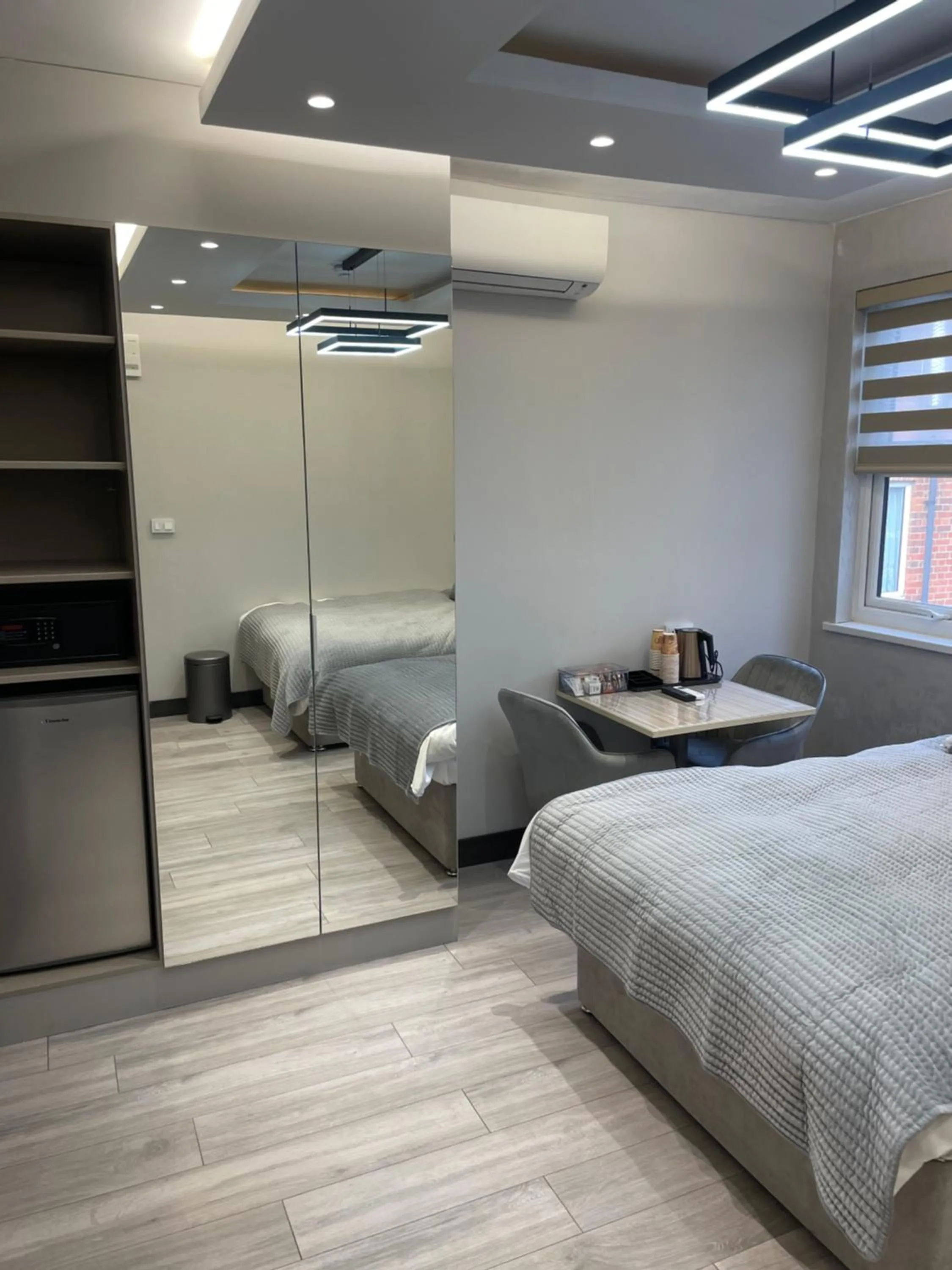 Bed in Park Avenue Hotel