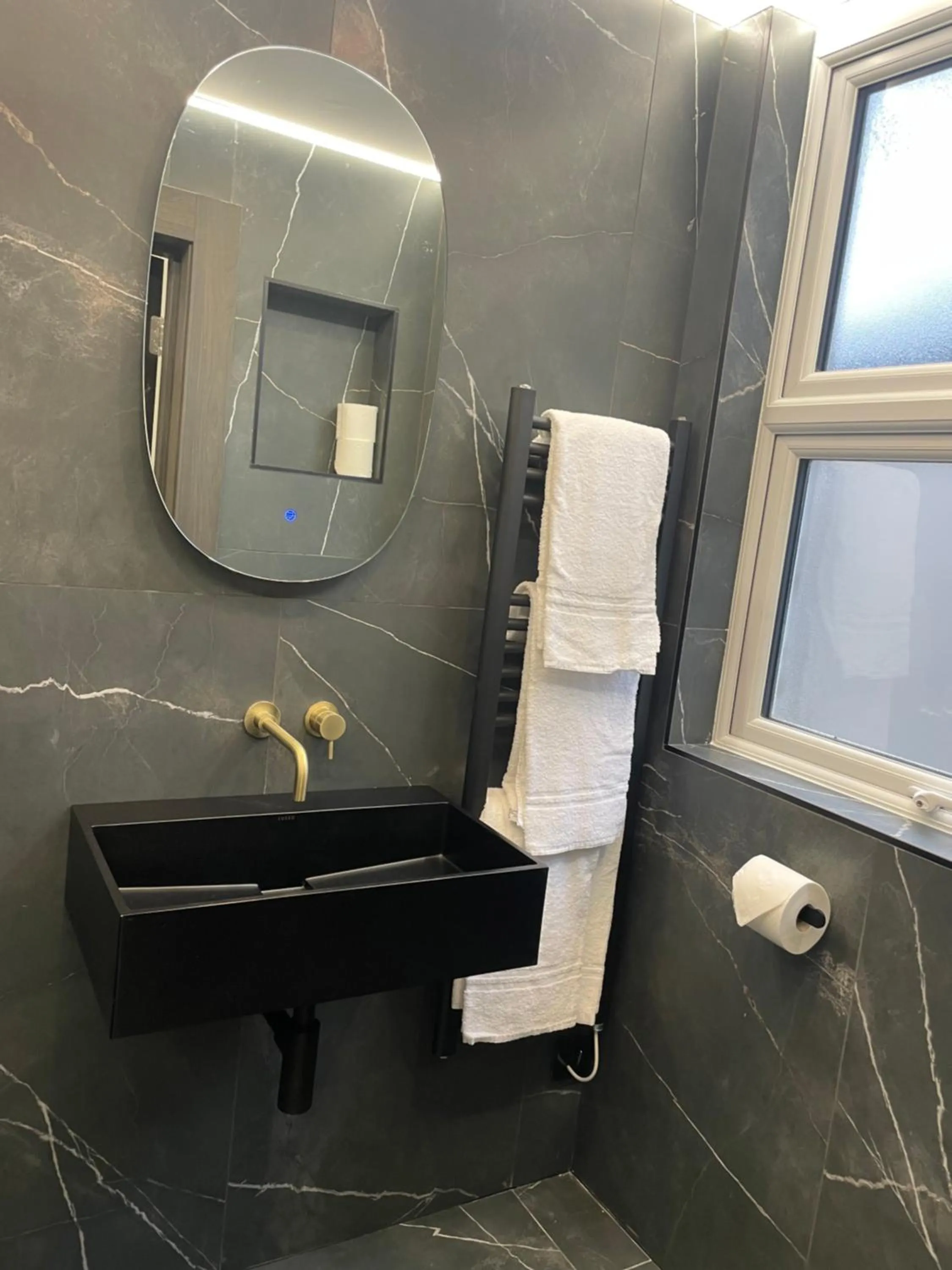 Bathroom in Park Avenue Hotel