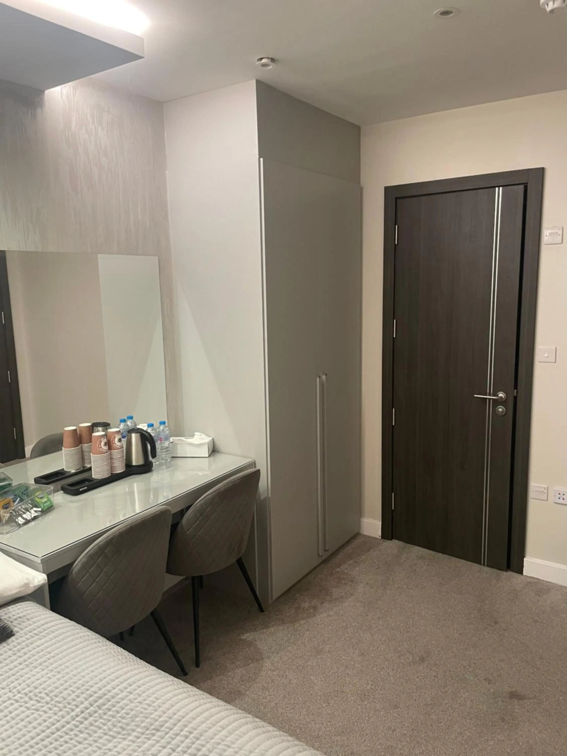 Bed in Park Avenue Hotel