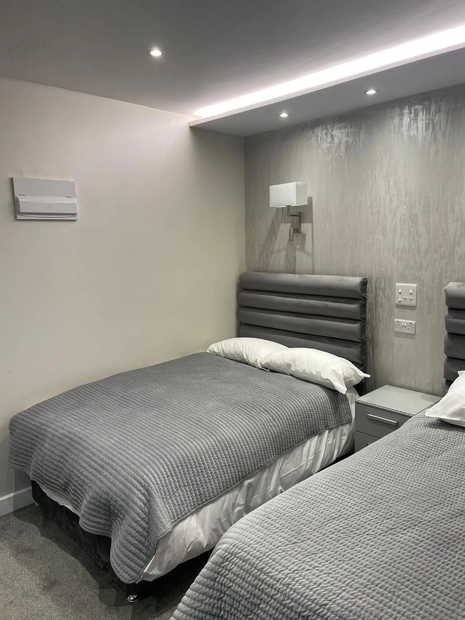 Bedroom, Bed in Park Avenue Hotel