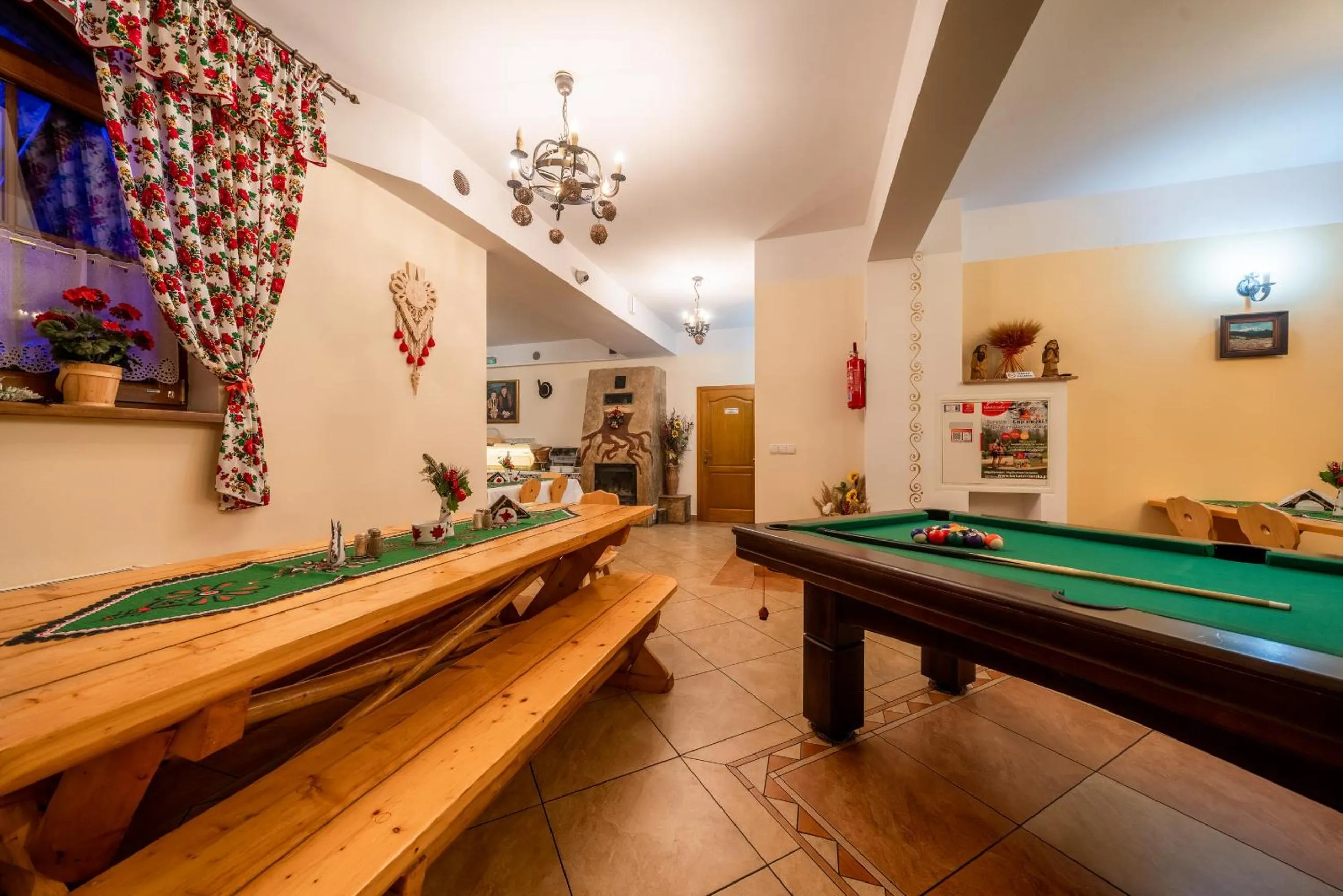 Billiard in Willa u Zwijaczy