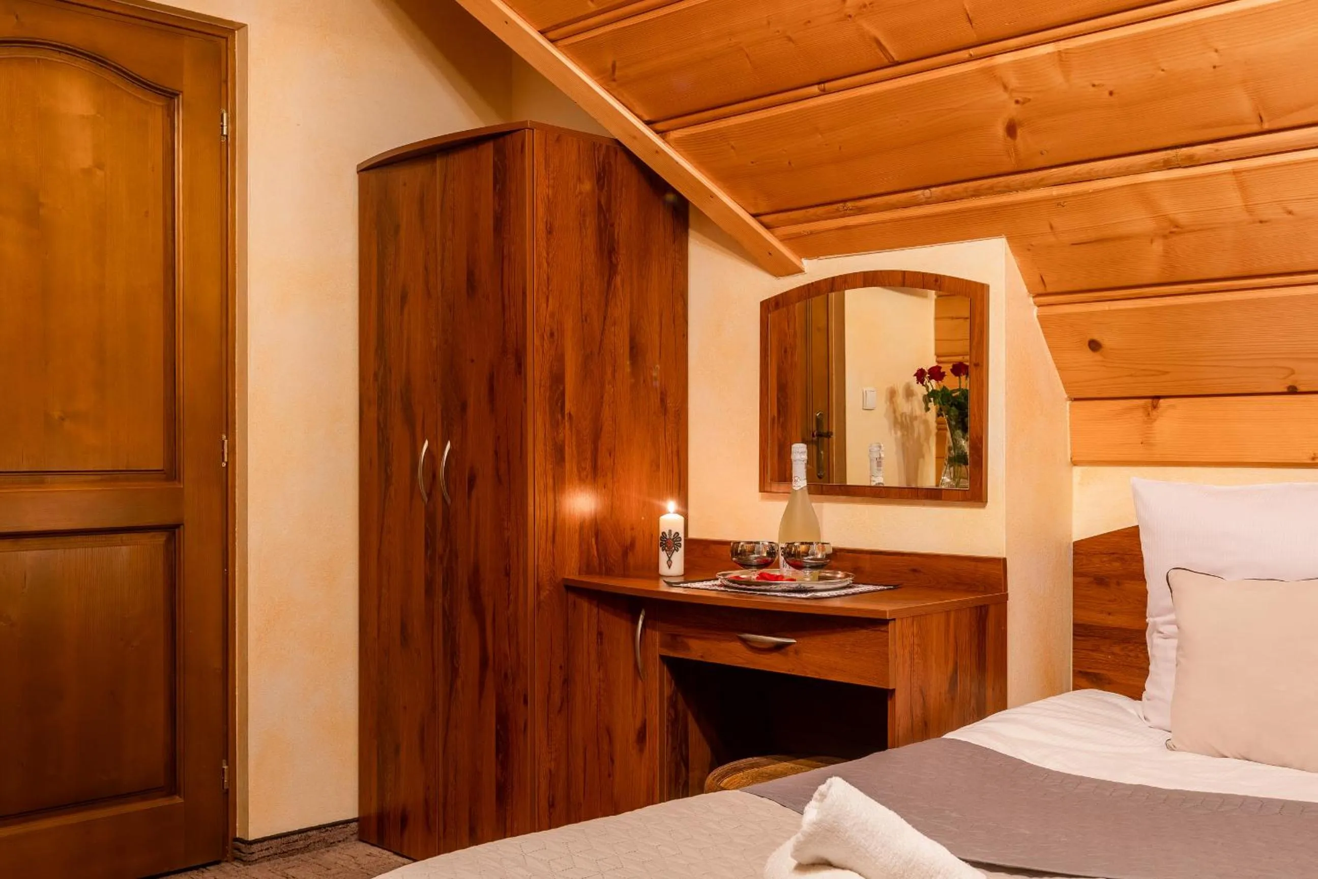 Photo of the whole room, Bed in Willa u Zwijaczy