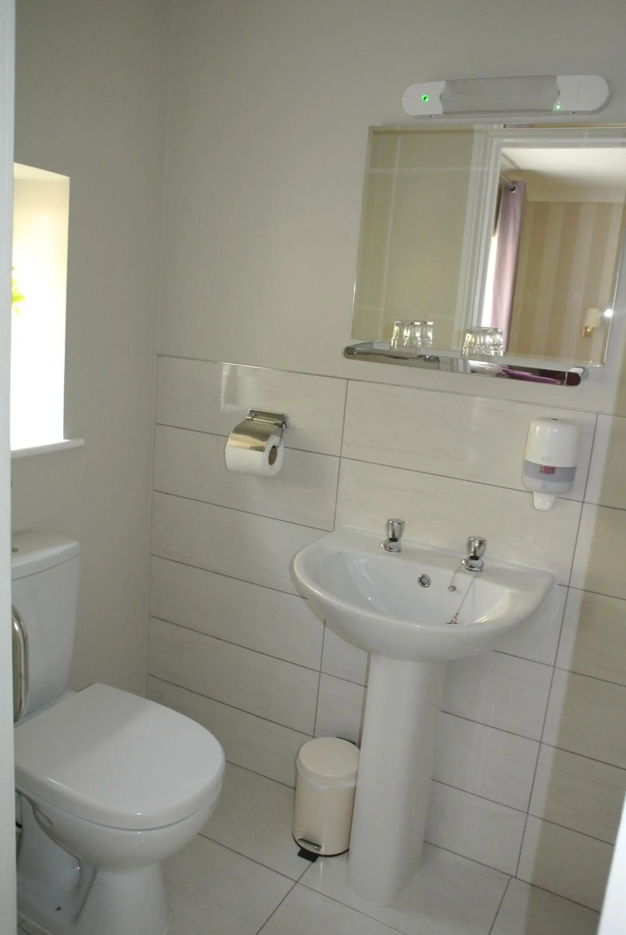 Bathroom in Egans House