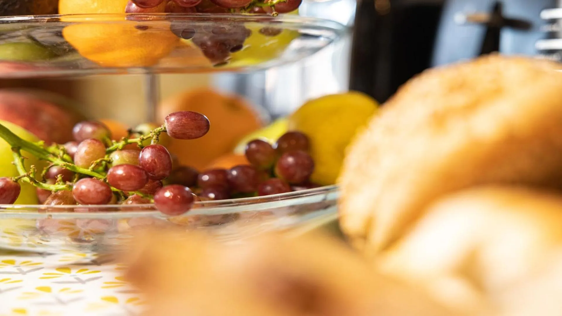 Restaurant/places to eat in Egans House