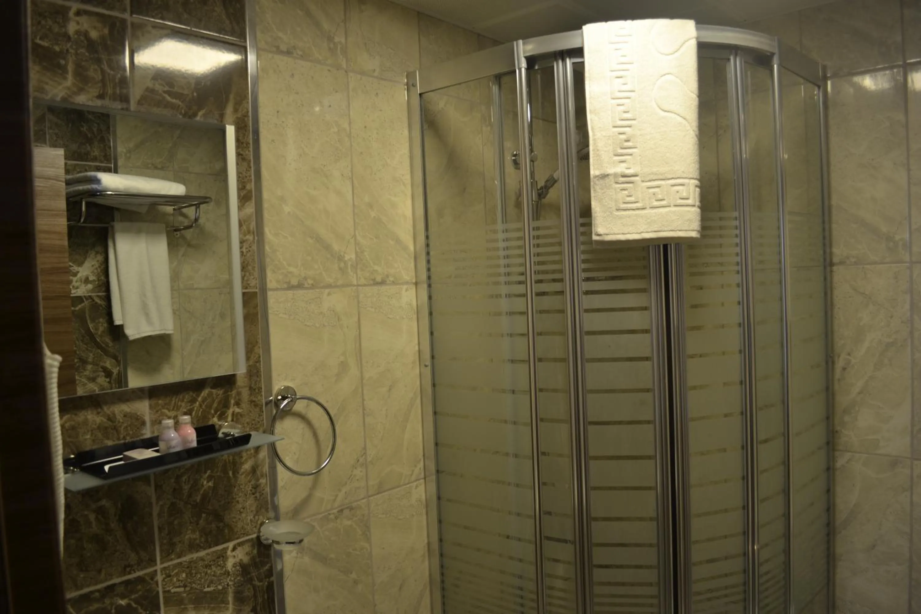 Bathroom in Divrigi Kosk Hotel