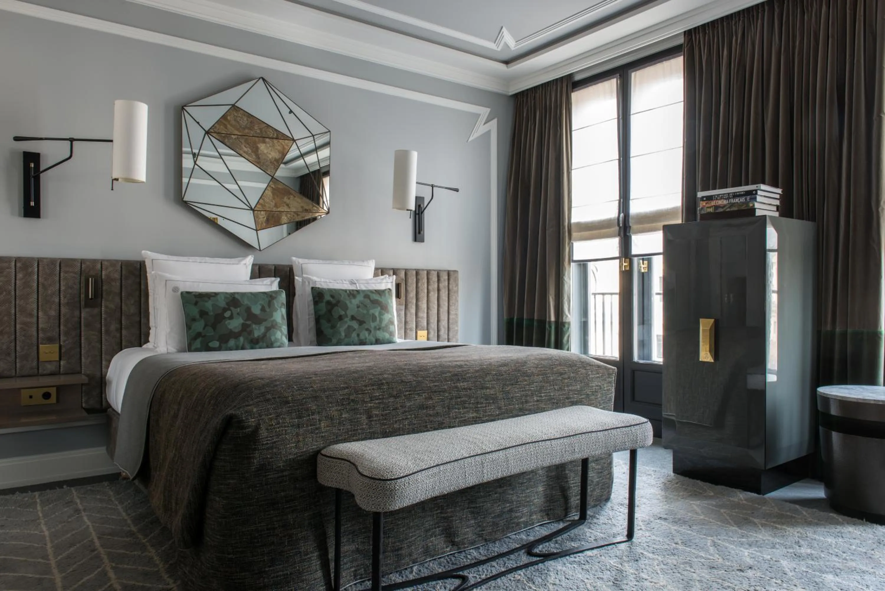 Bed in Nolinski Paris - Evok Collection