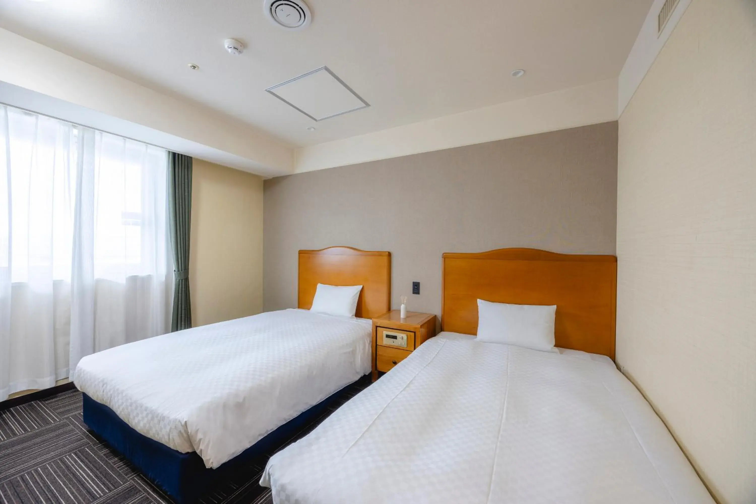 Bed in Kanku Izumiotsu Washington Hotel Bed in Kanku Izumiotsu Washington Hotel