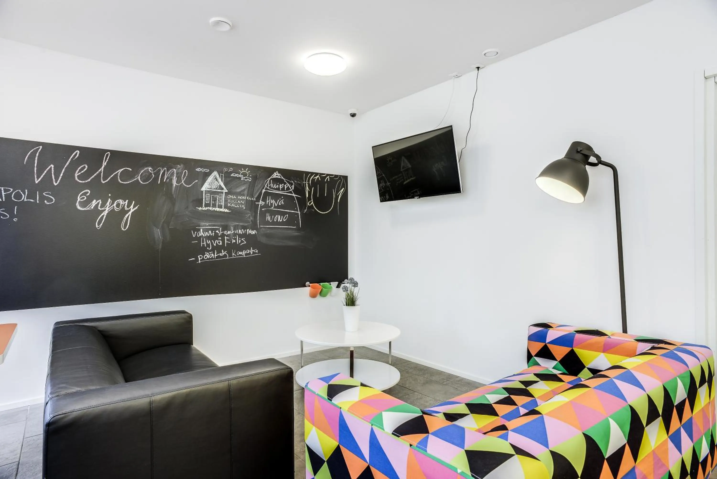Communal lounge/ TV room, Bed in Forenom Hostel Vantaa Aviapolis