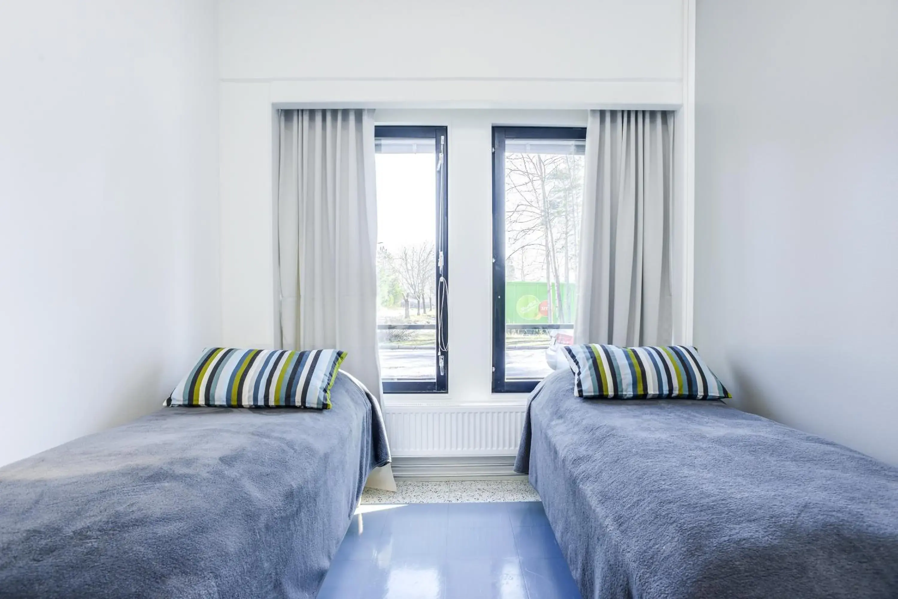 Twin Room with Shared Bathroom in Forenom Hostel Vantaa Aviapolis Twin Room with Shared Bathroom in Forenom Hostel Vantaa Aviapolis