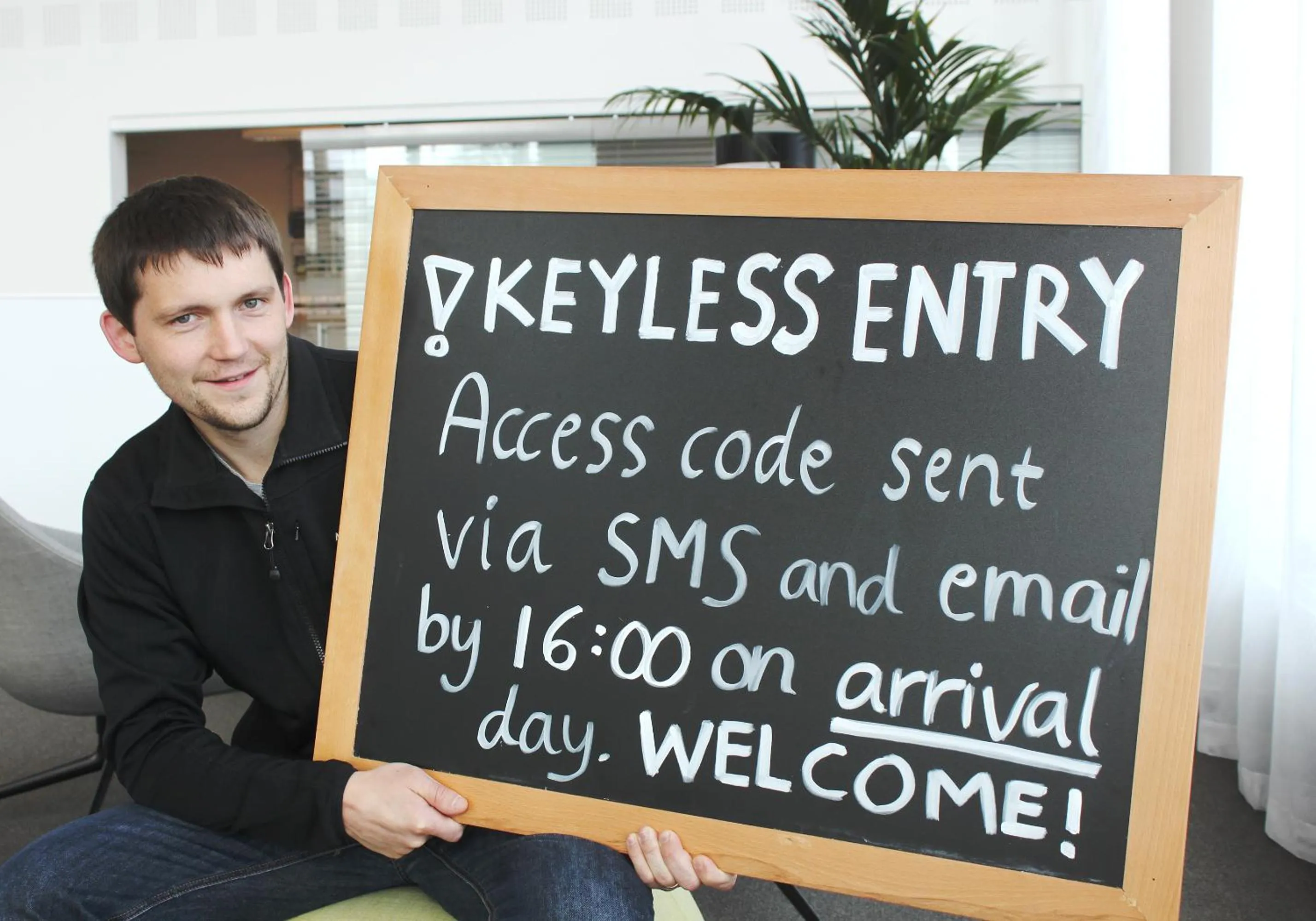 Logo/Certificate/Sign in Forenom Hostel Vantaa Aviapolis