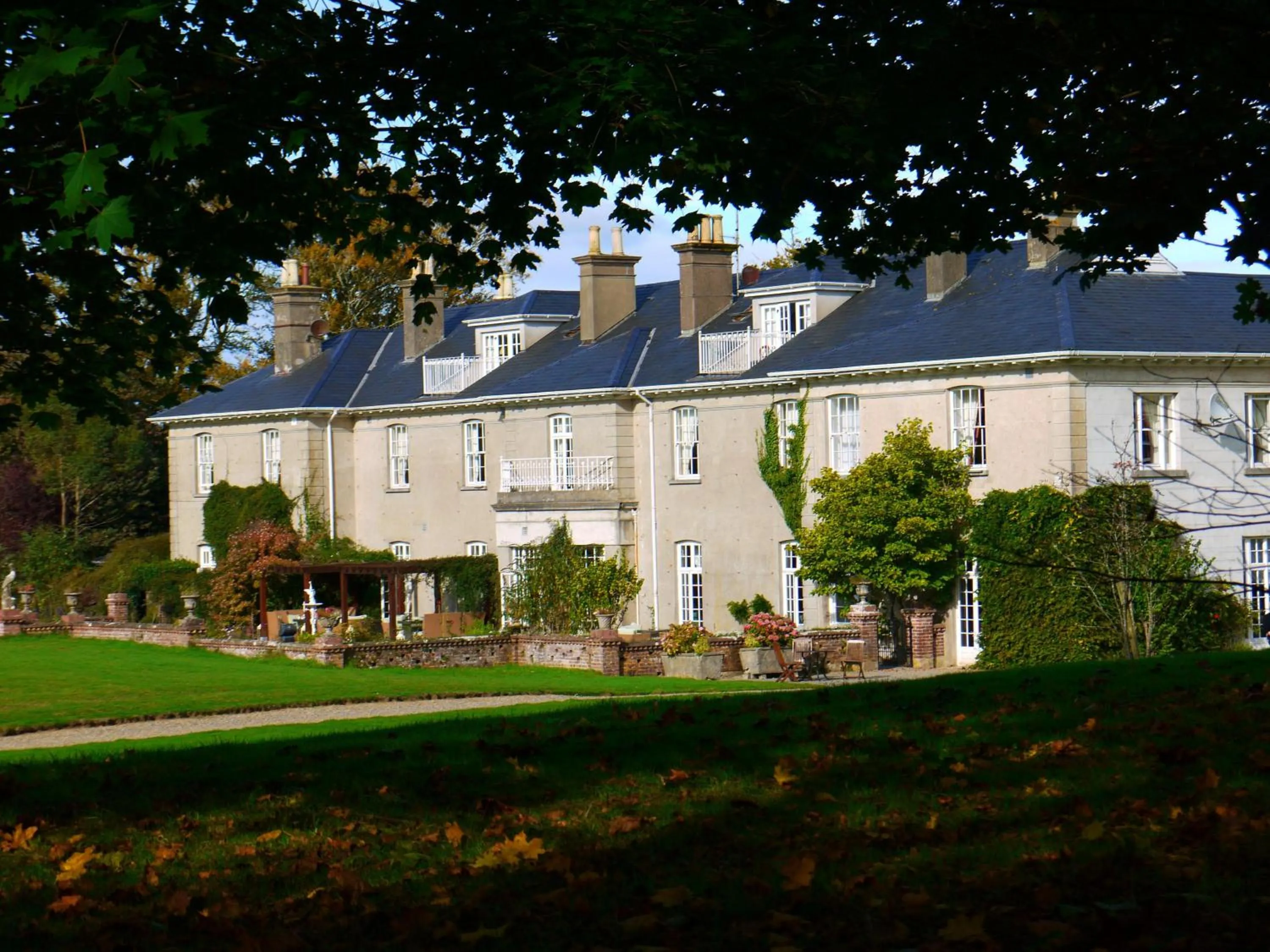 Facade/entrance in Dunbrody Country House Hotel
