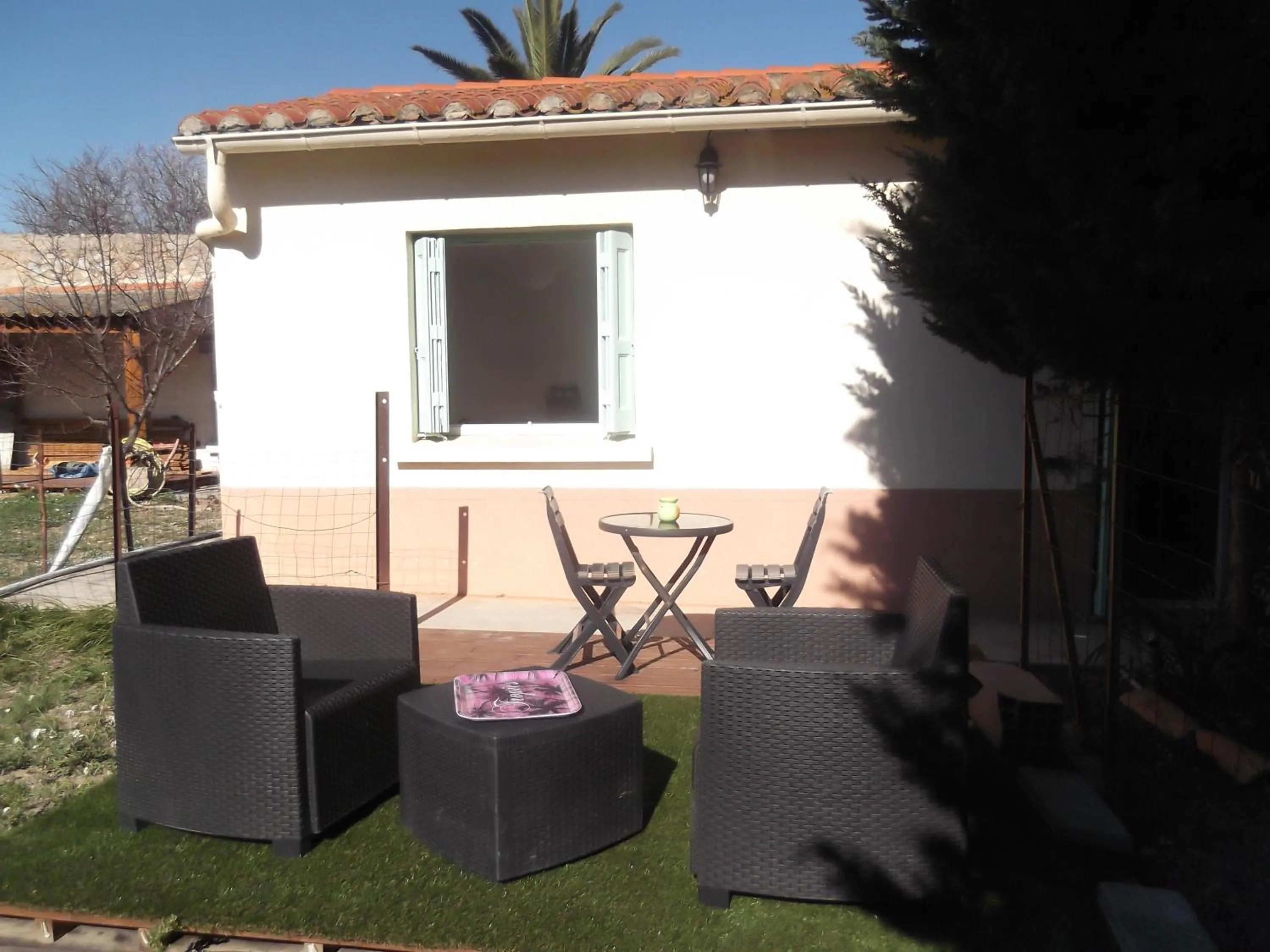 Patio in Petite Chouette