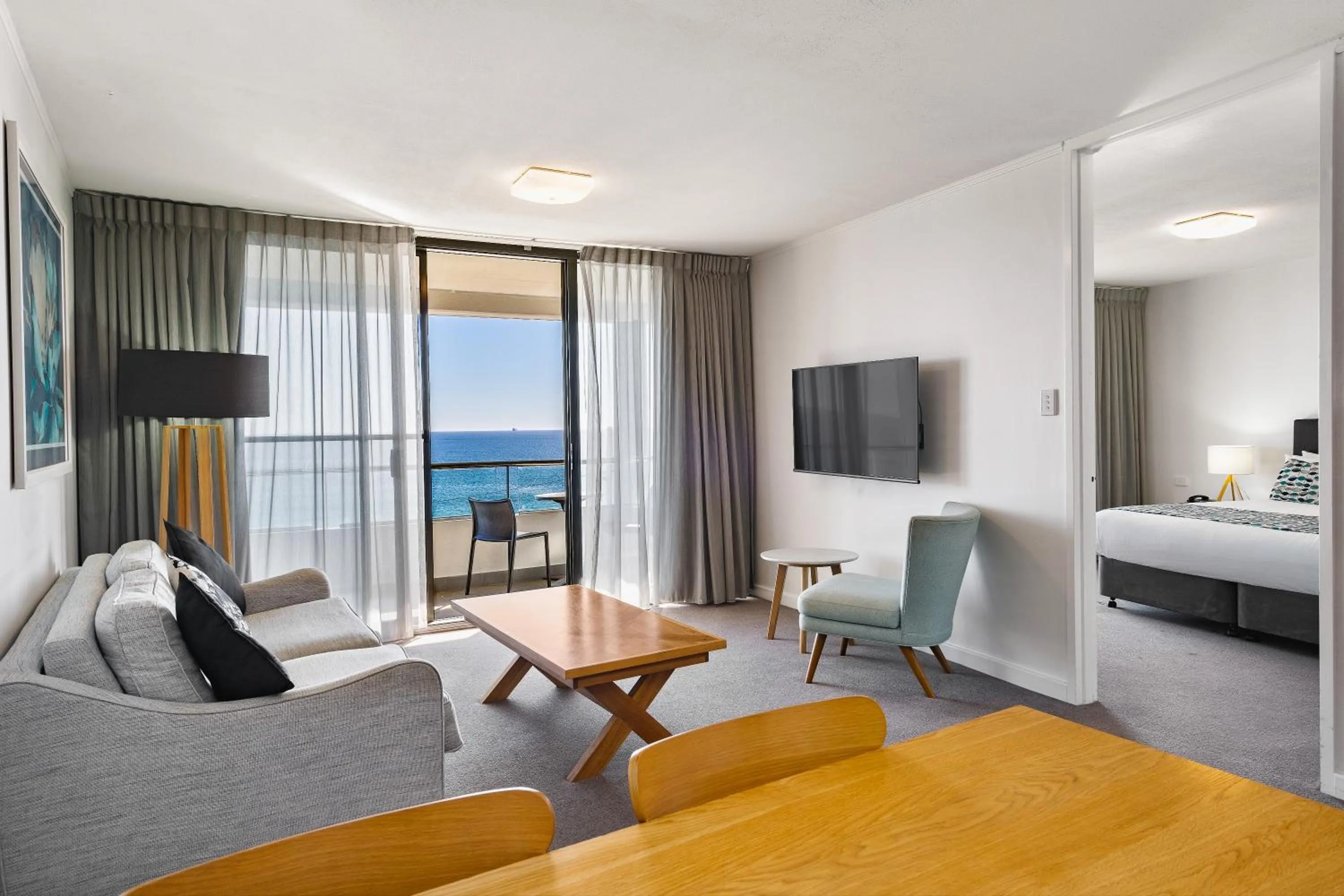 Seating area, Bed in Mantra Bunbury