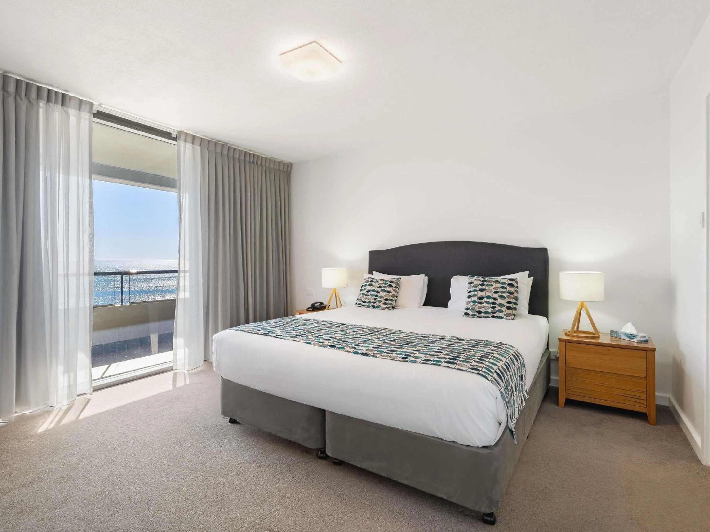 Bedroom, Bed in Mantra Bunbury