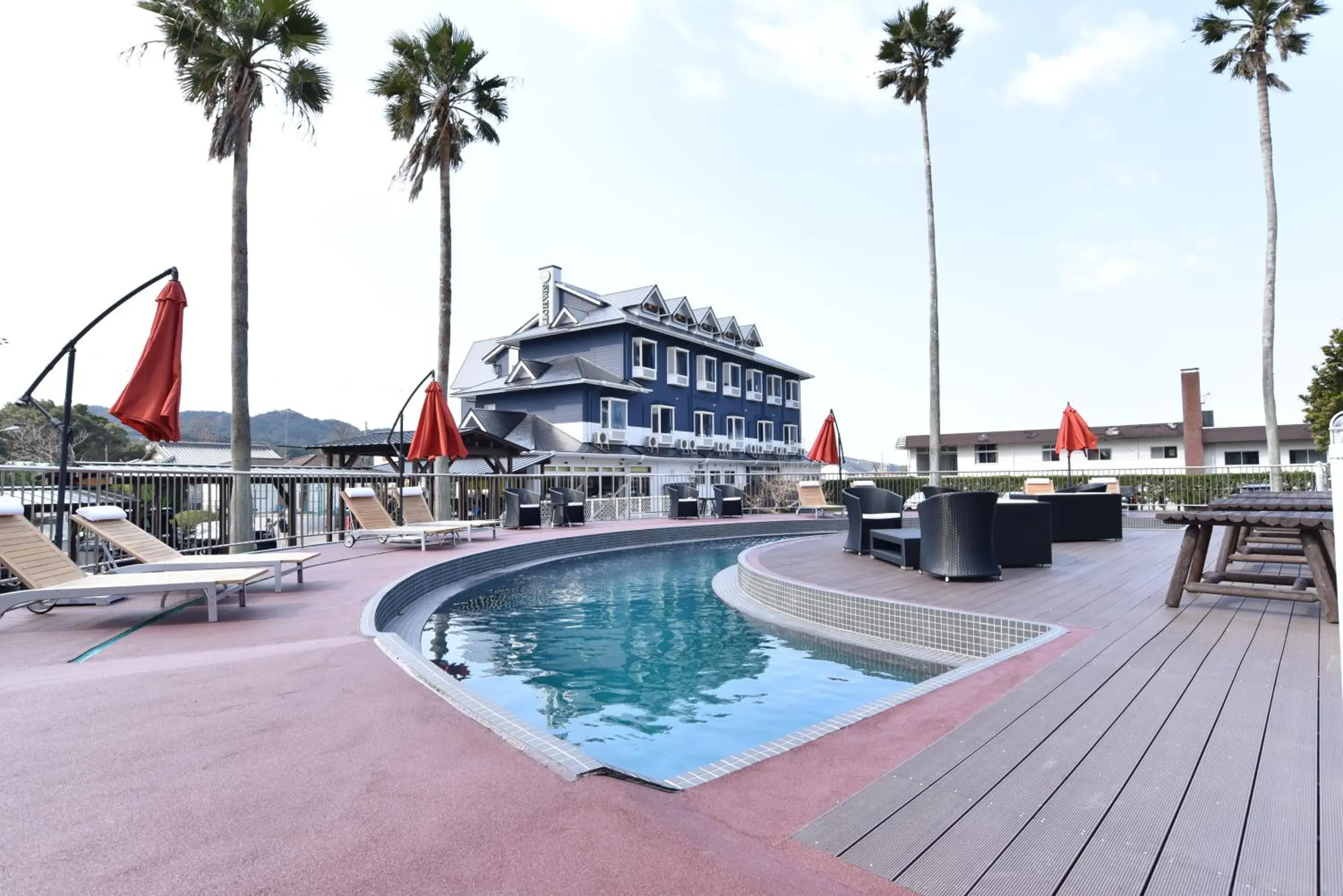 Property building in Alaise De Bale Shirahama Property building in Alaise De Bale Shirahama