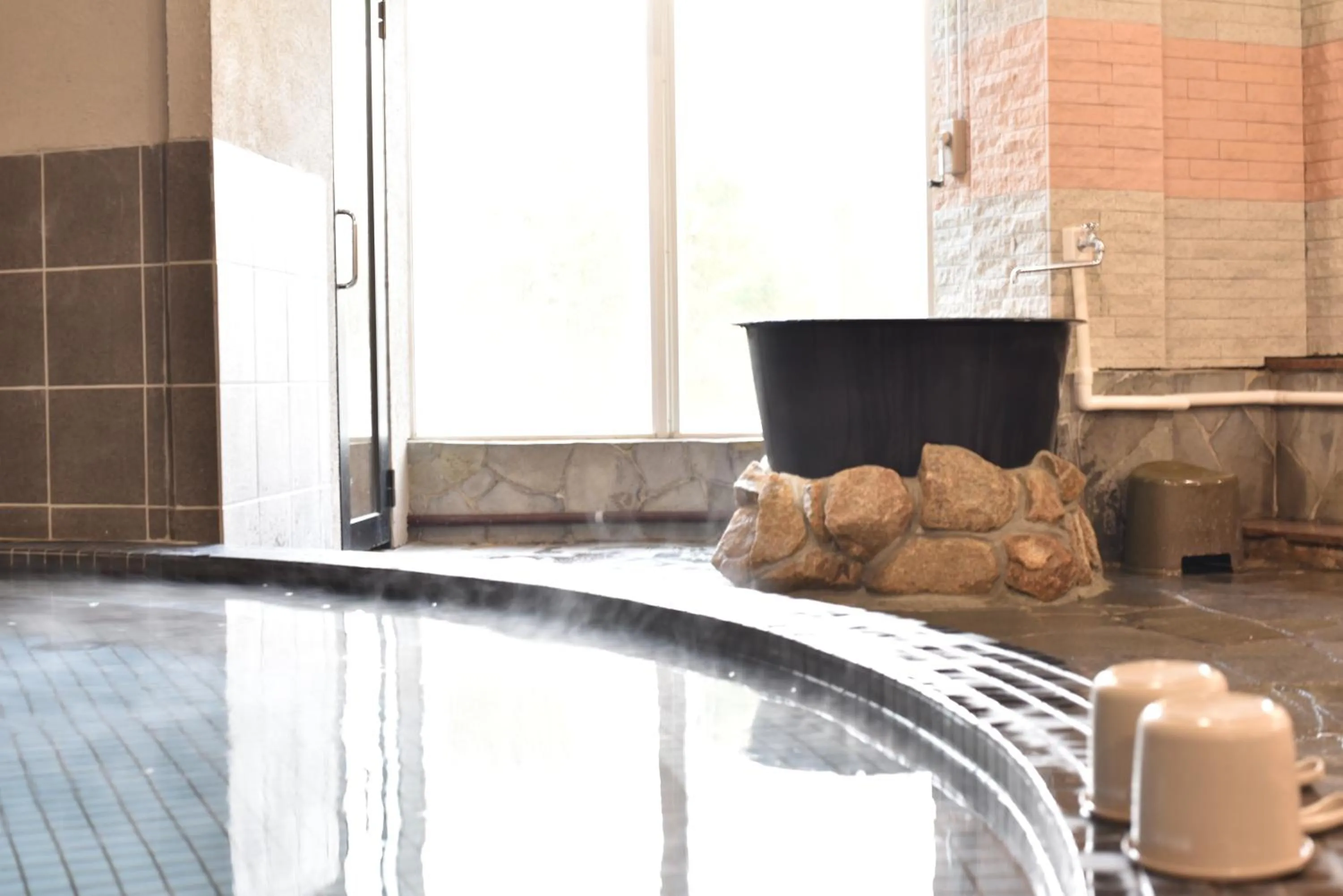 Hot Spring Bath in Alaise De Bale Shirahama