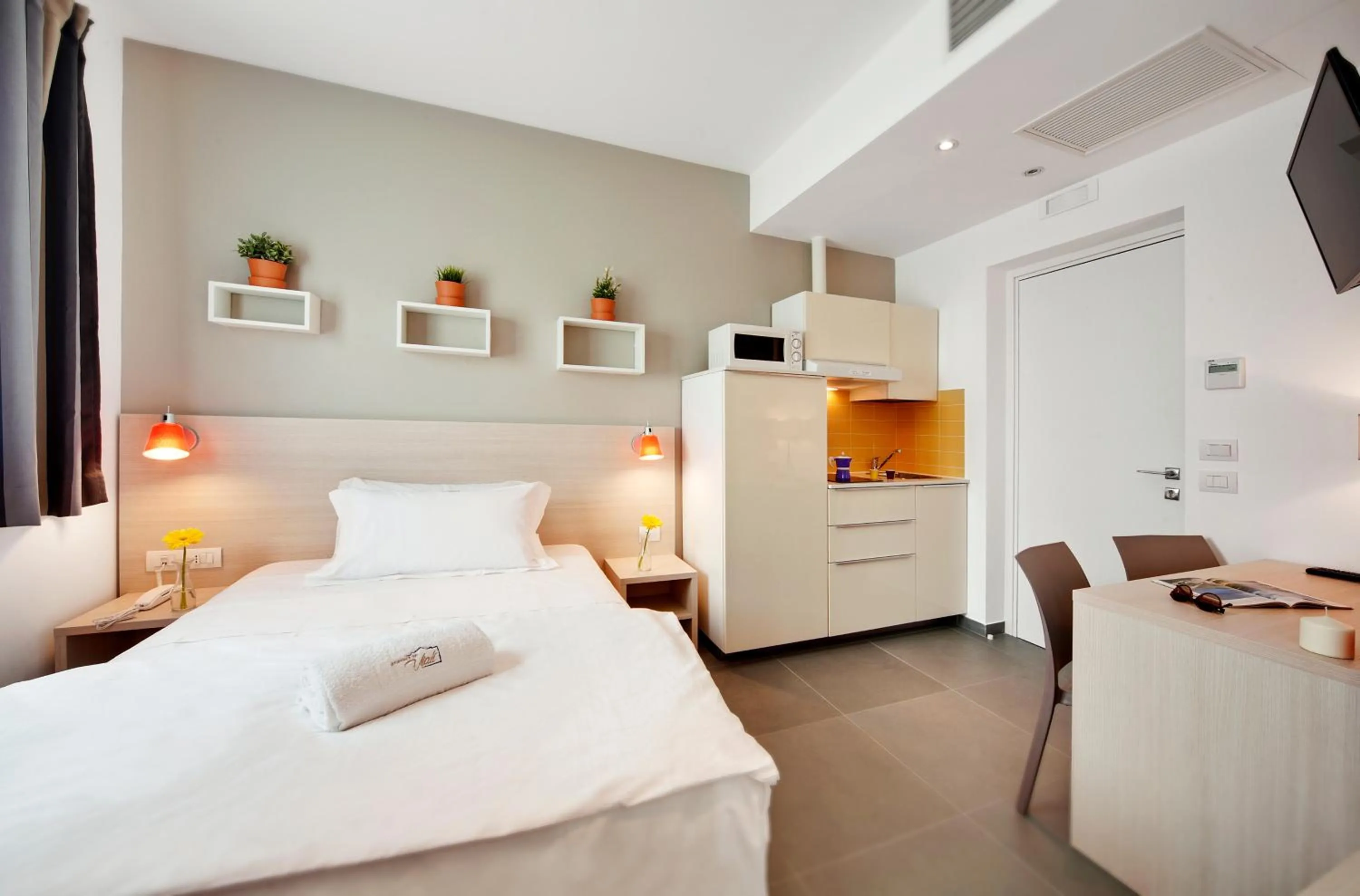 Photo of the whole room, Bed in Residence Dei Viali