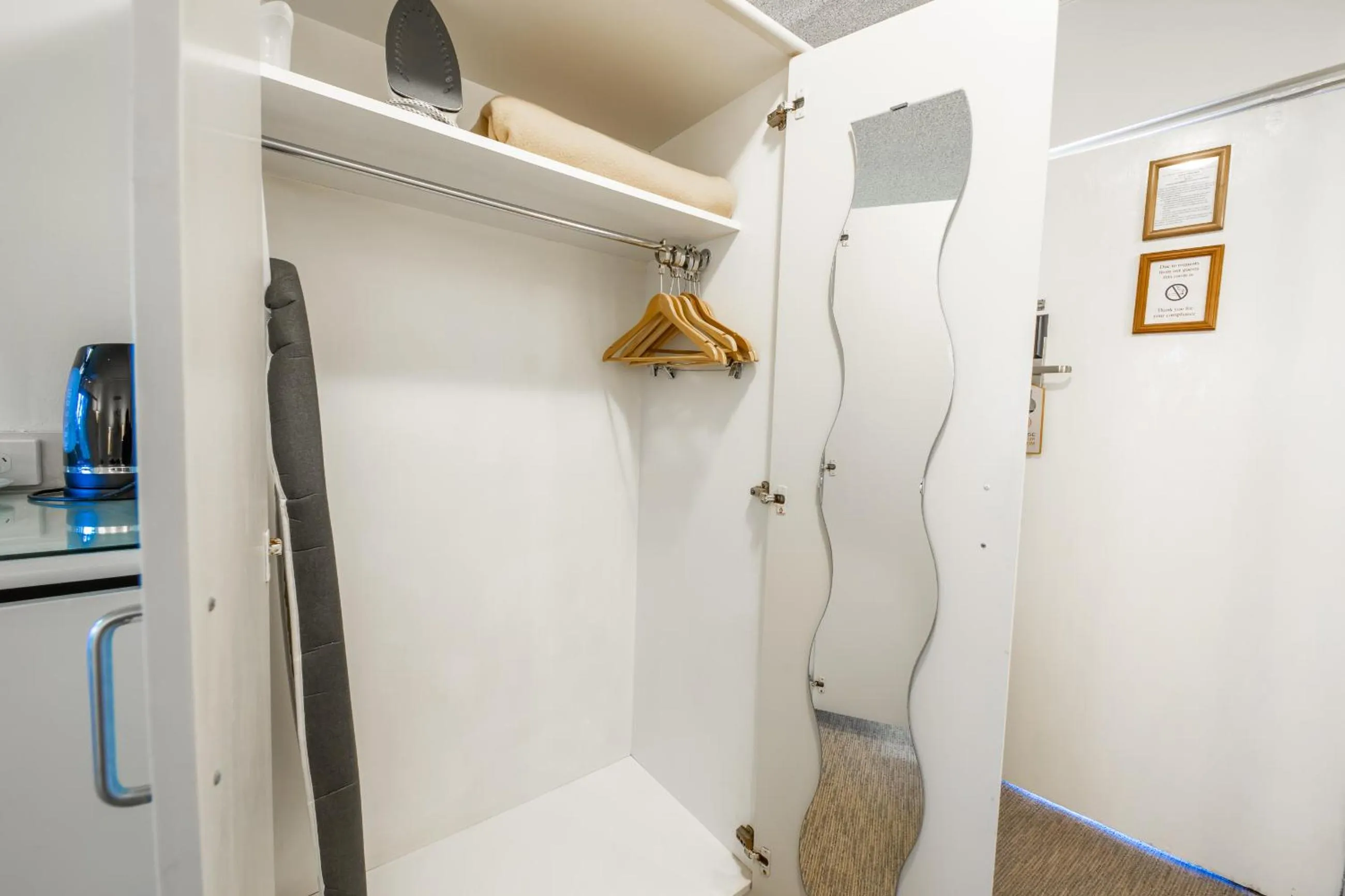 Area and facilities in Twin Towers Inn