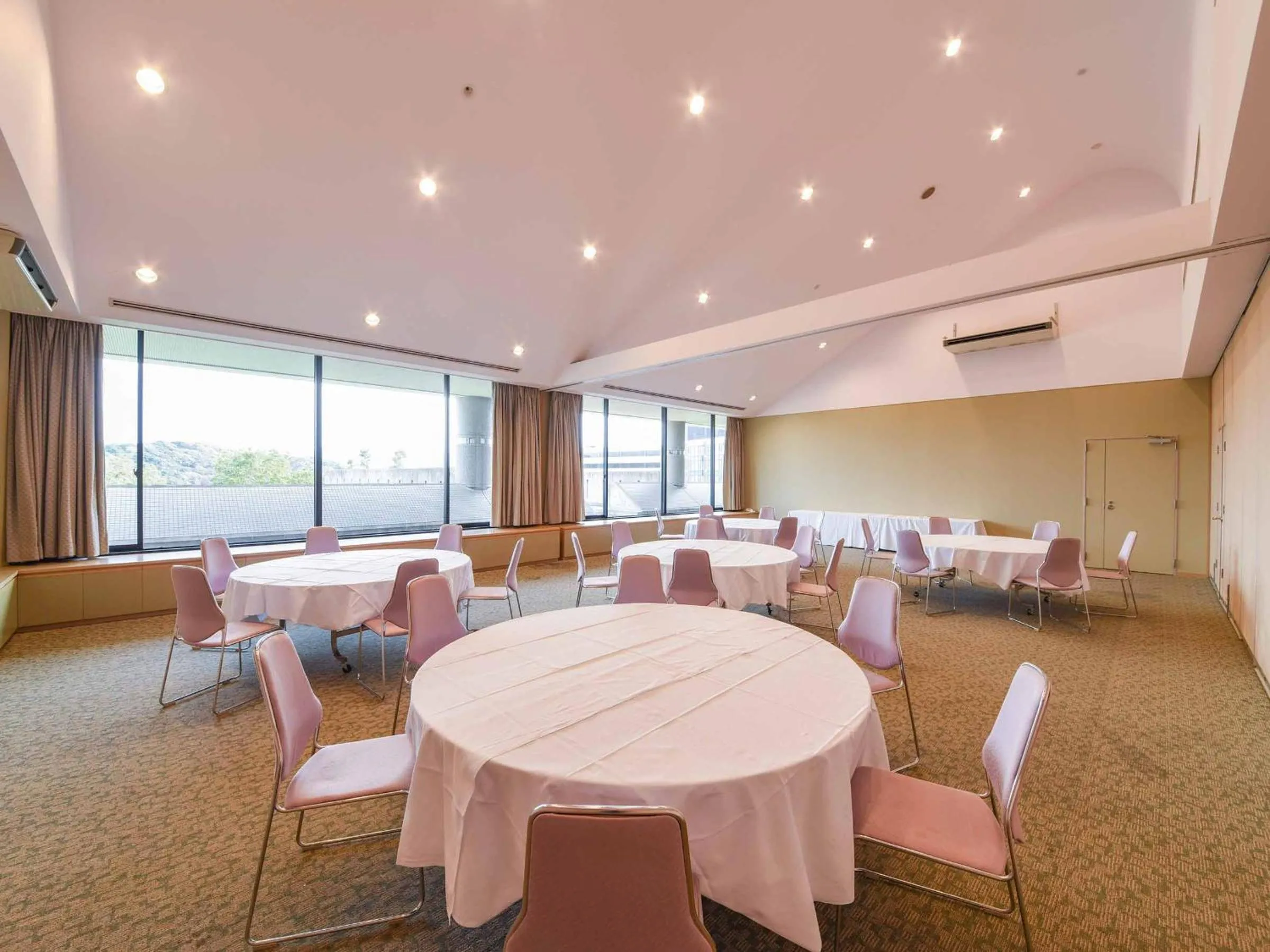 Area and facilities in Spring Golf and Art Resort Awaji