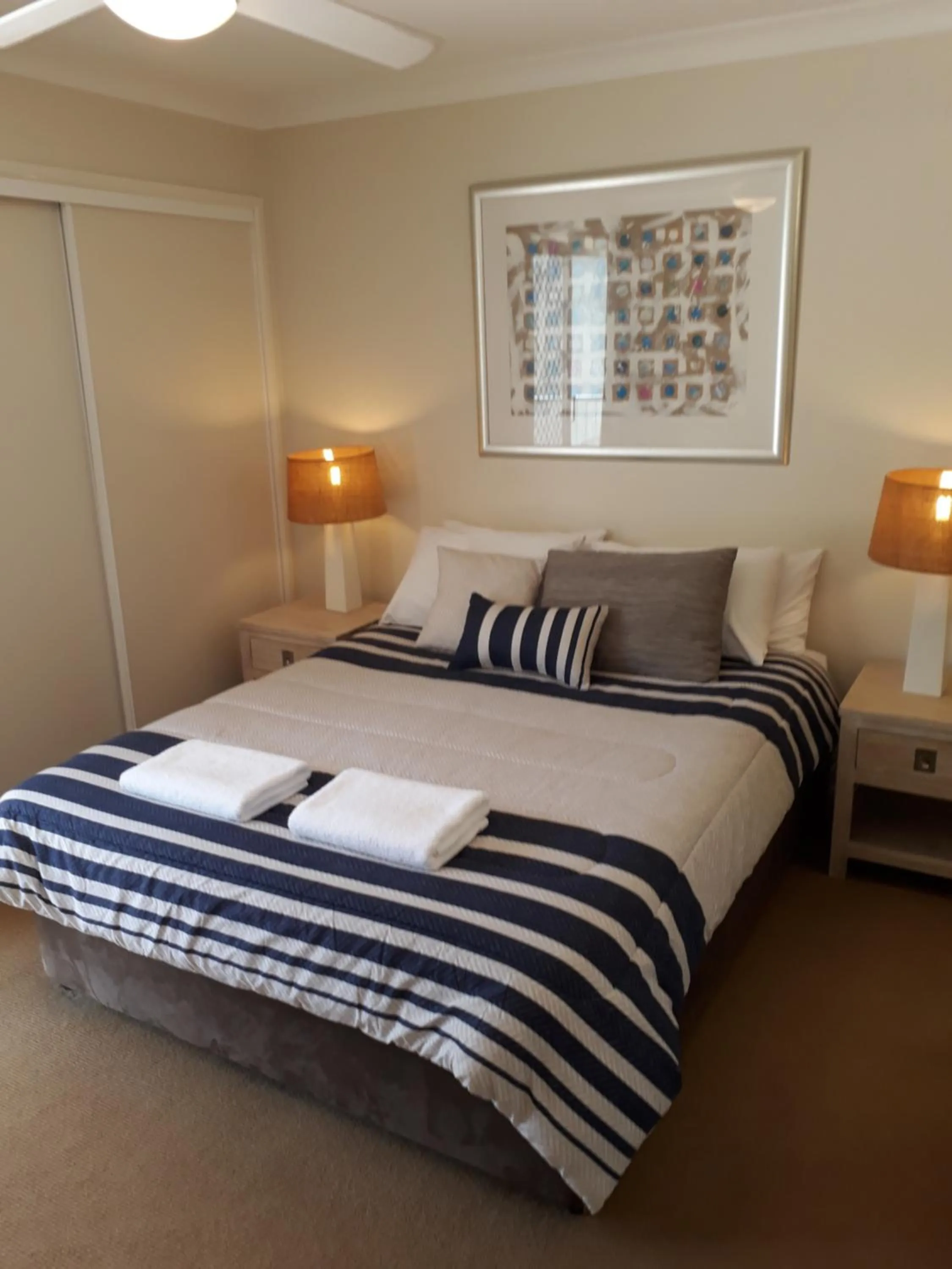 Bedroom, Bed in Pandanus Coolum Beach