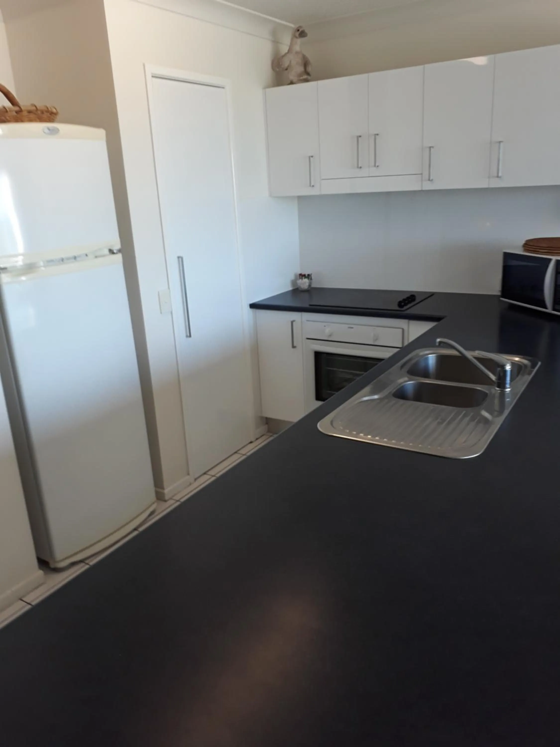 Kitchen or kitchenette in Pandanus Coolum Beach
