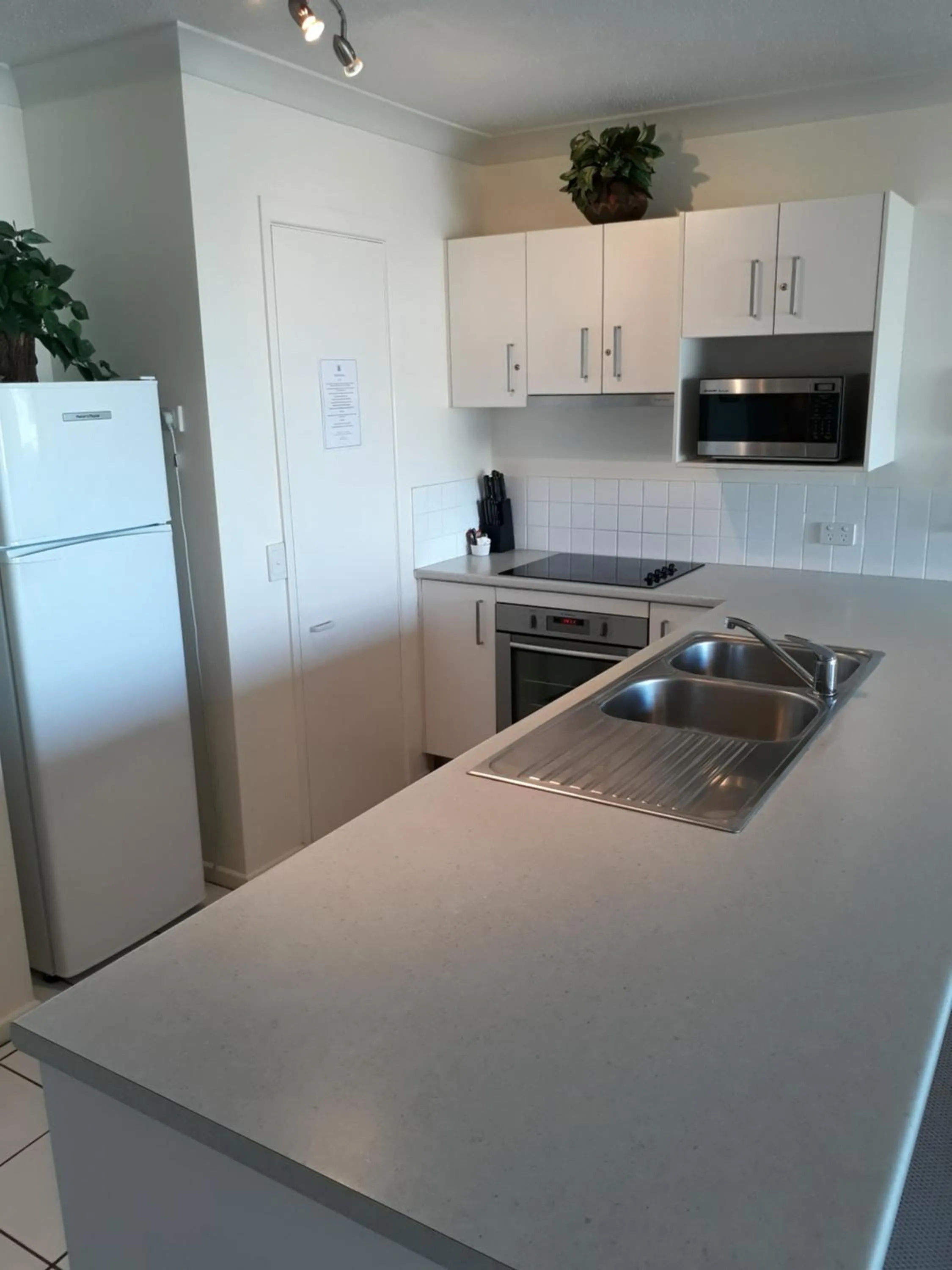 Kitchen or kitchenette in Pandanus Coolum Beach