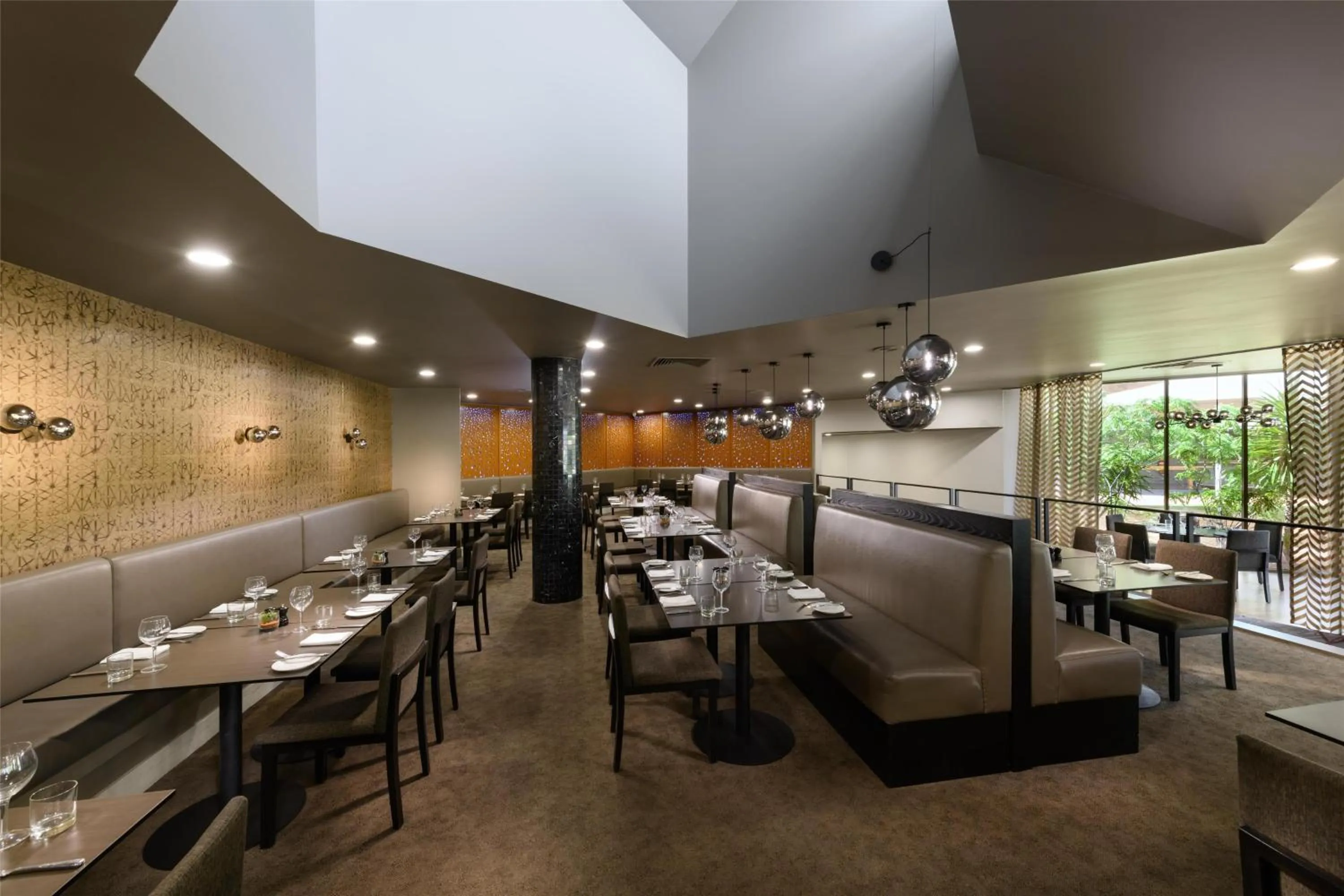 Restaurant/places to eat in DoubleTree by Hilton Alice Springs