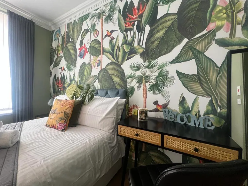 Bedroom, Bed in James' Place at Dowlais