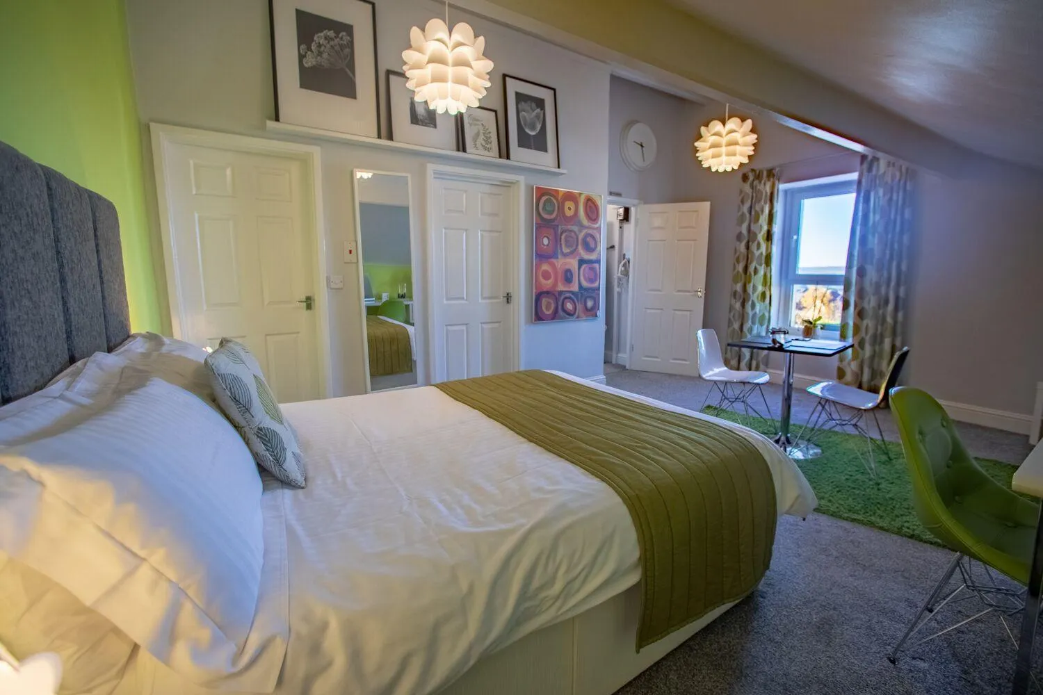 Photo of the whole room, Bed in James' Place at Dowlais