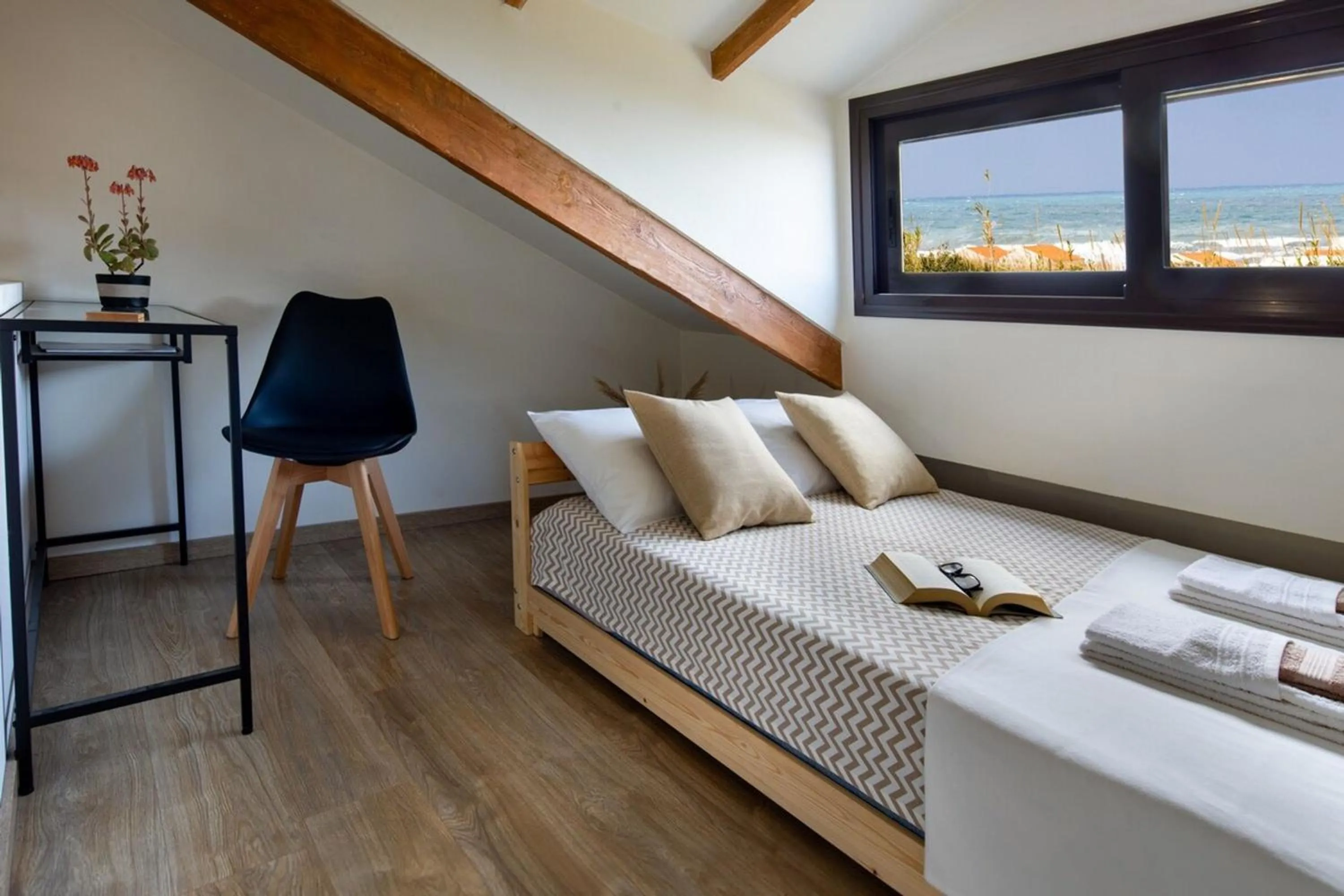 Bed in Santy Villa - Gerani