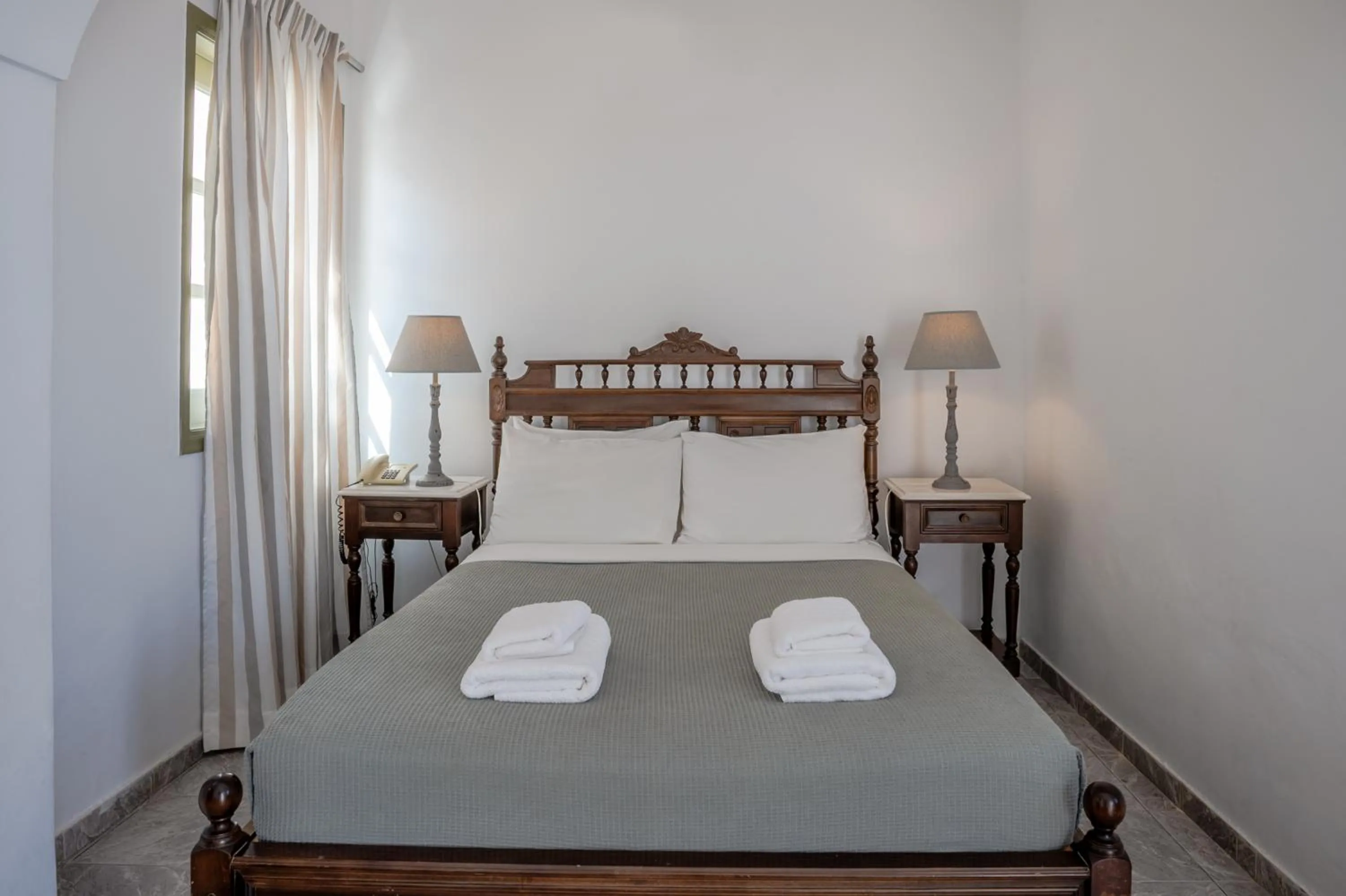 Photo of the whole room in Aldea