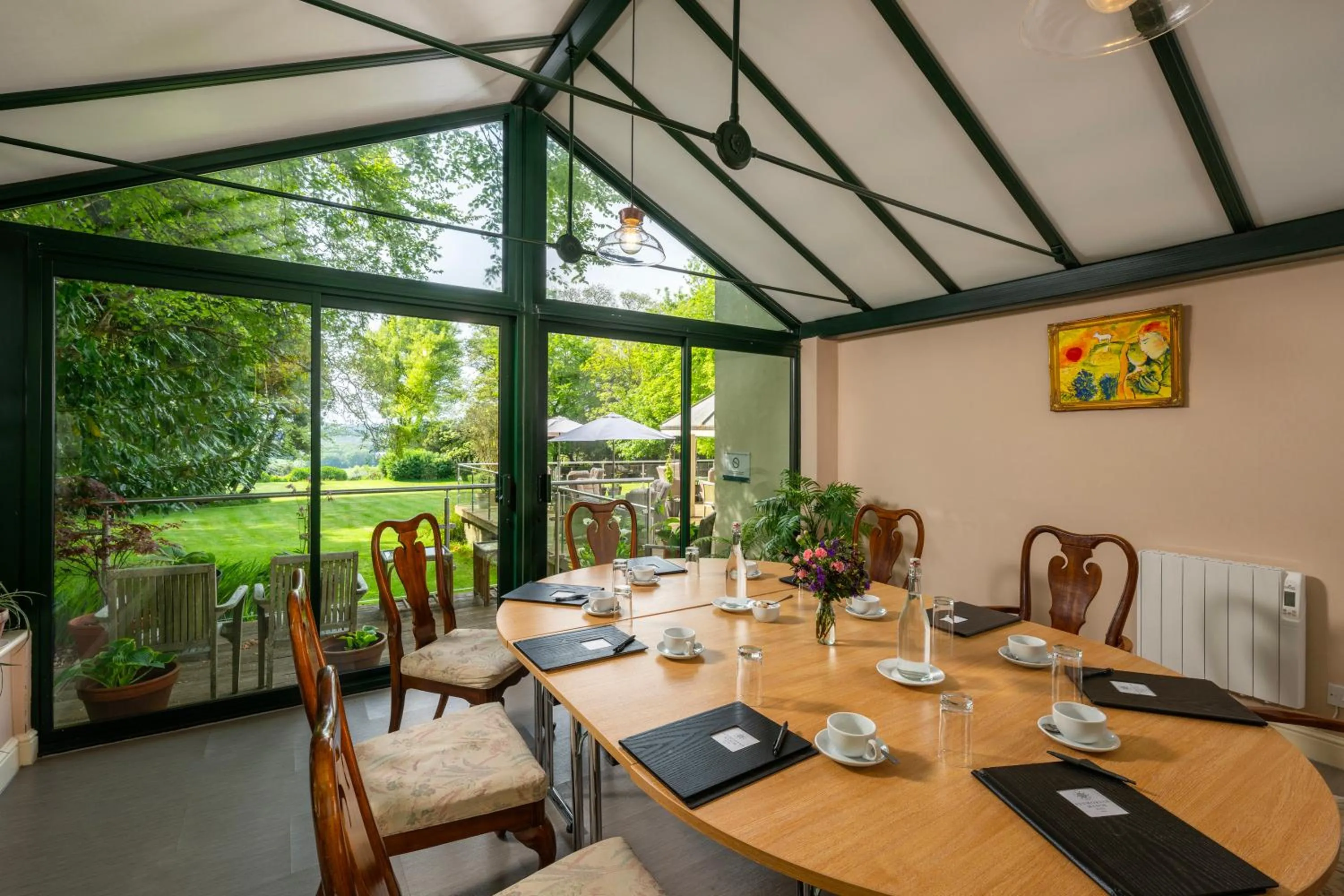 Restaurant/places to eat in Penmorvah Manor Hotel