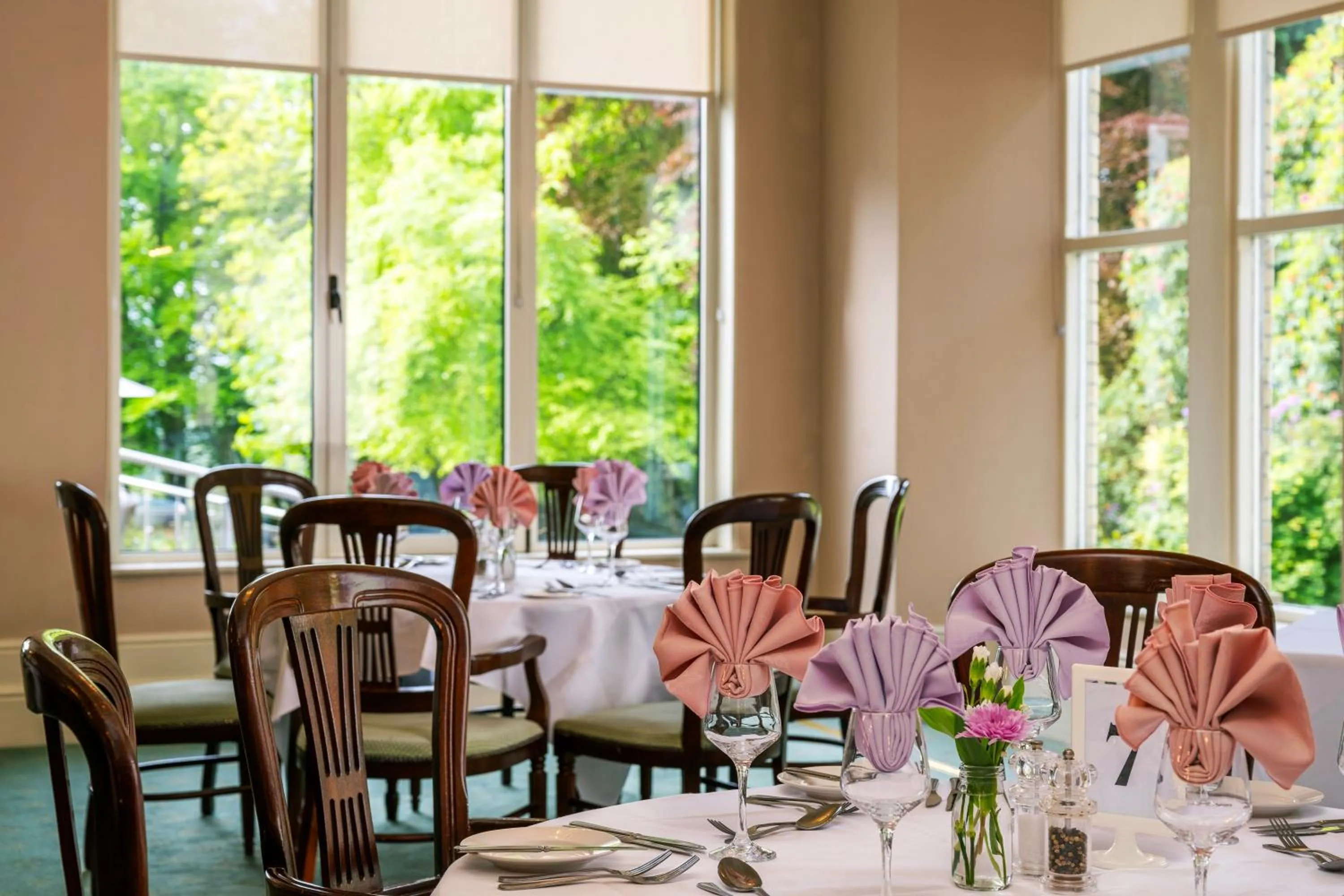 Restaurant/places to eat in Penmorvah Manor Hotel