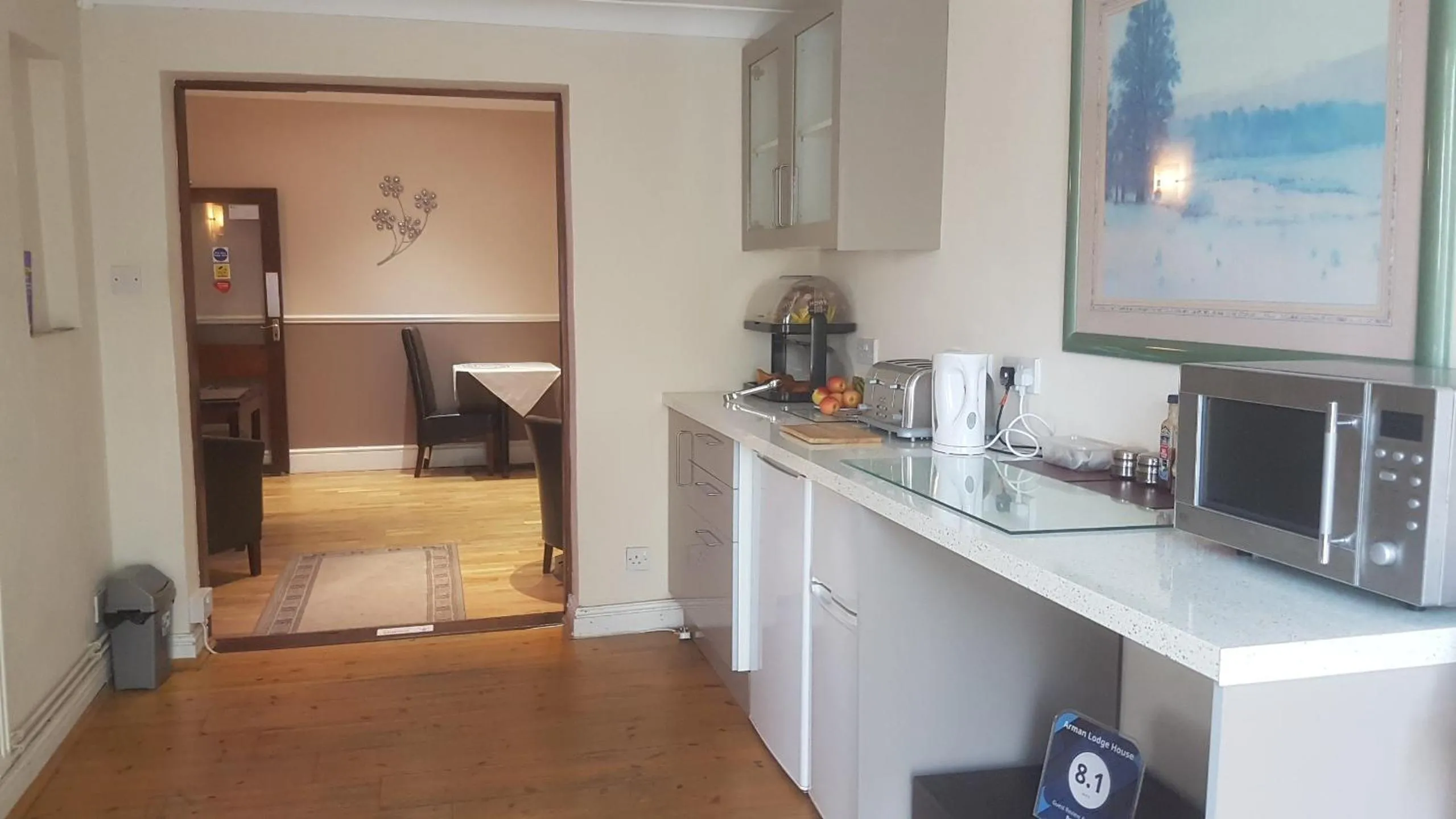 Communal kitchen, Bed in Arman Lodge House