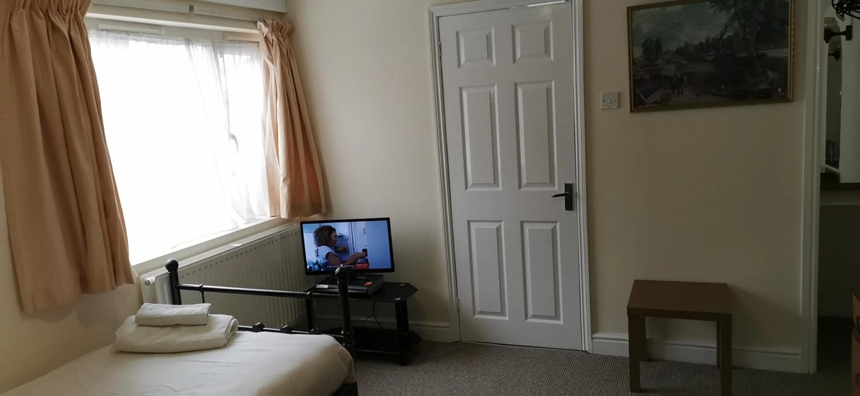 Bedroom, Bed in Arman Lodge House