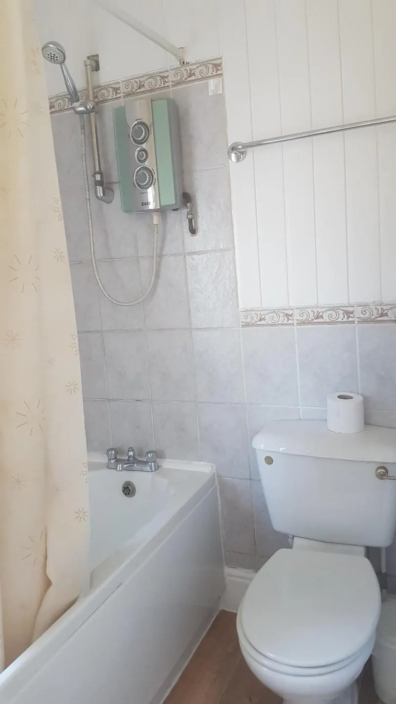 Bathroom in Arman Lodge House