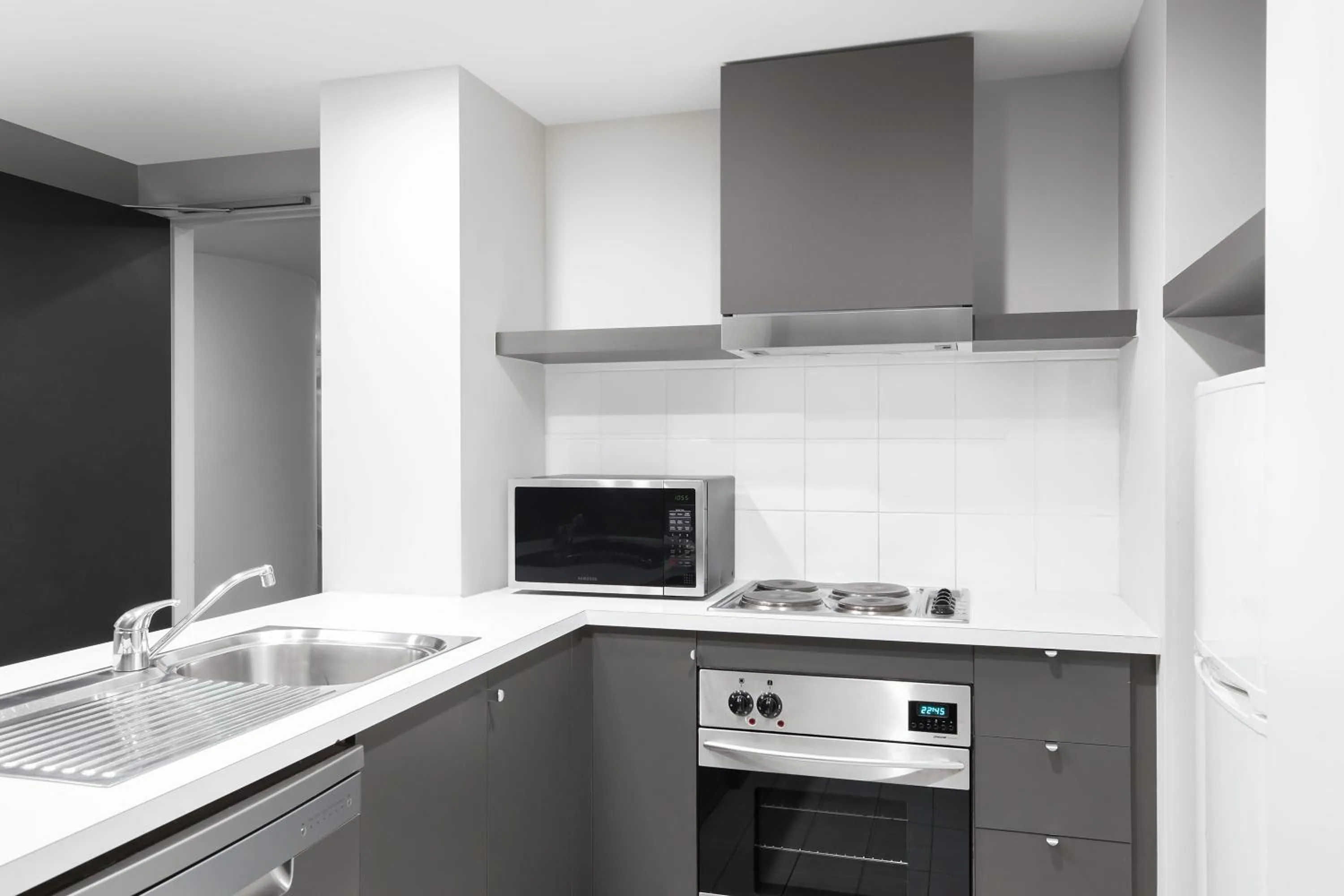 Kitchen or kitchenette in Mantra Southbank