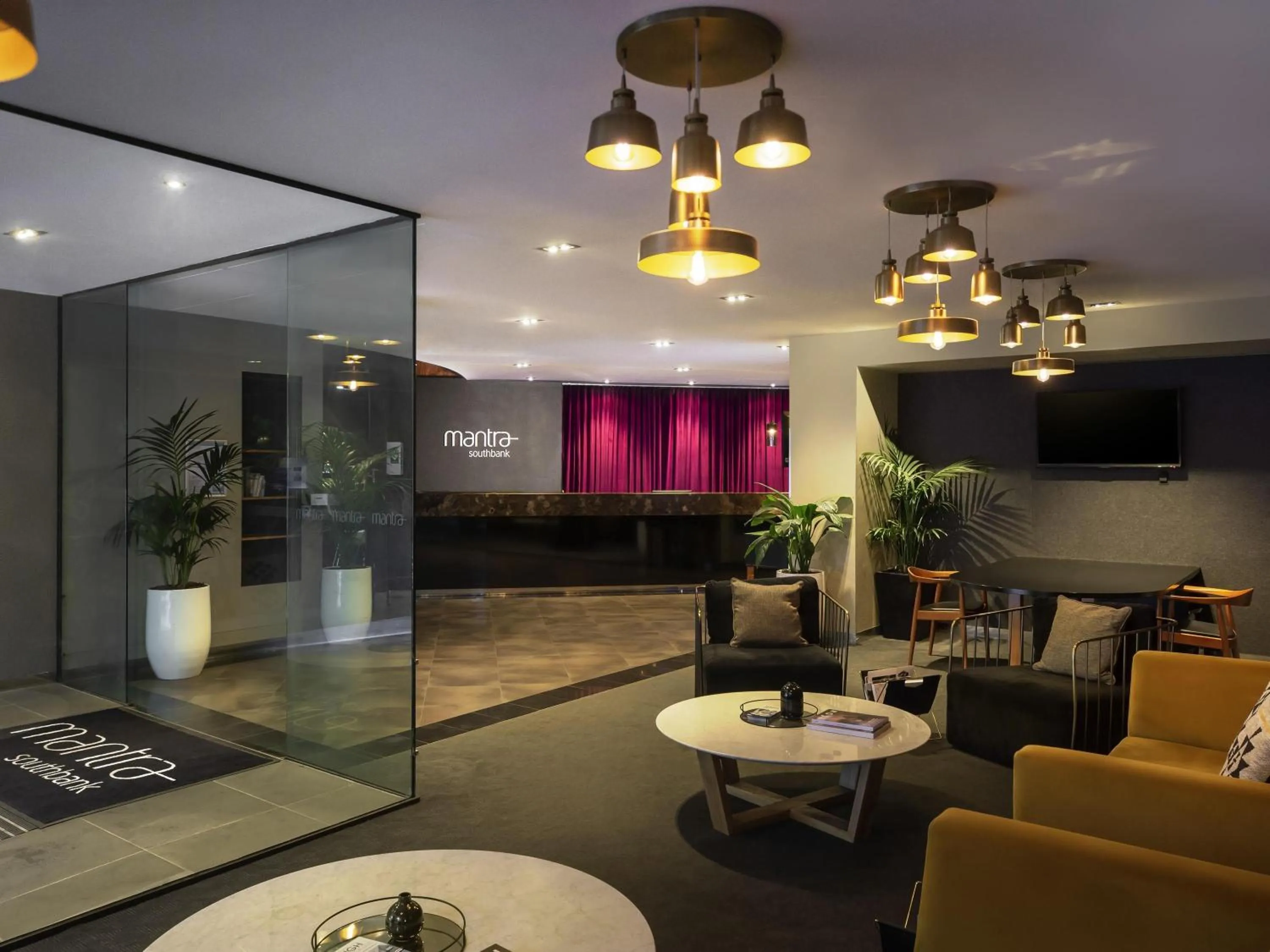 Property building in Mantra Southbank