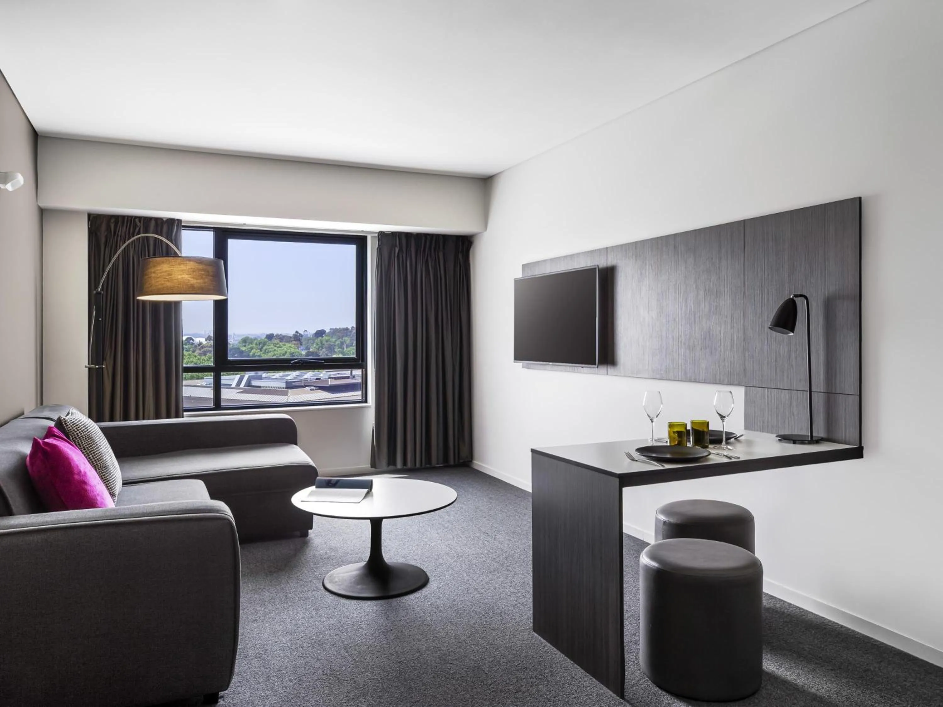 Bedroom in Mantra Southbank