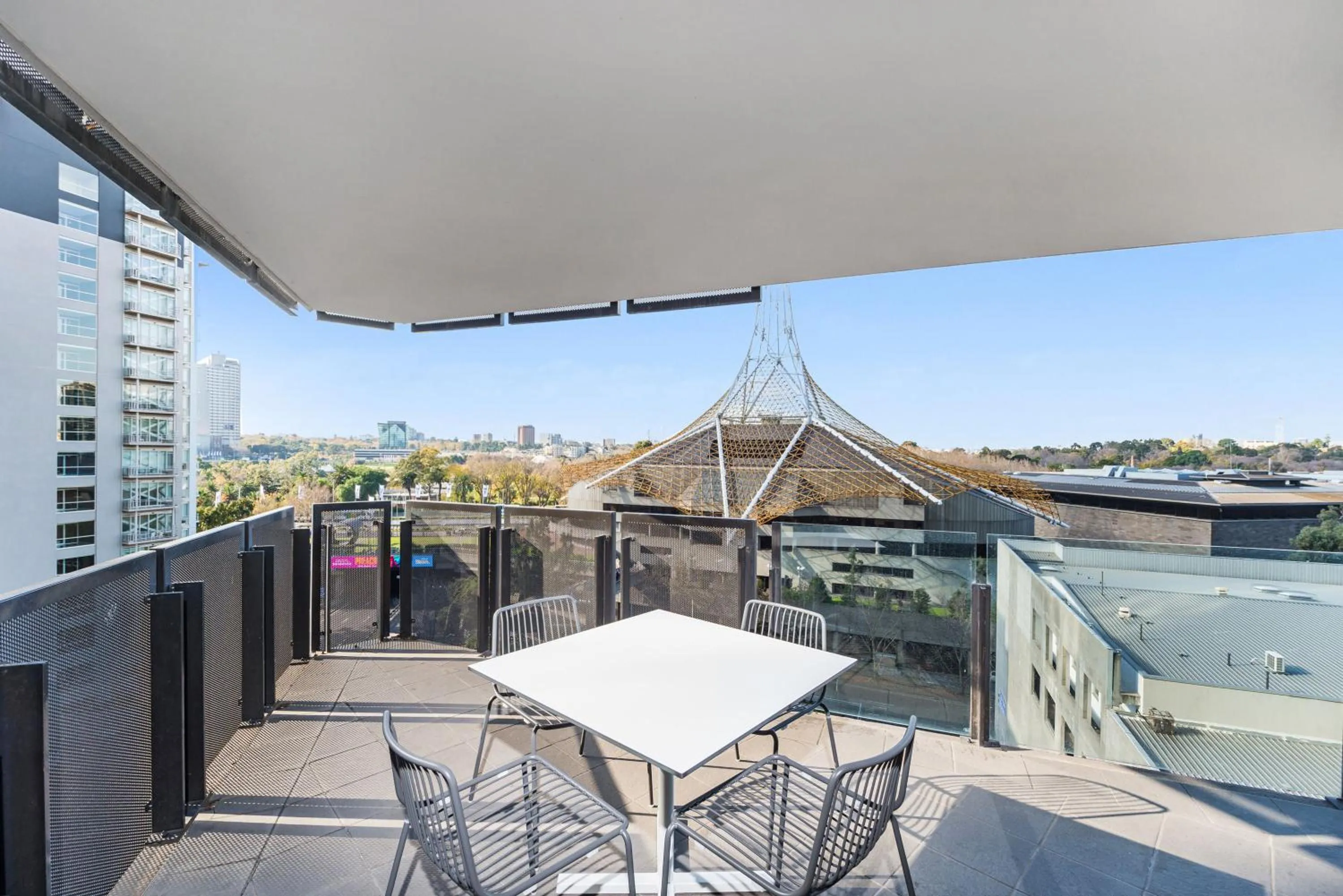 Balcony/Terrace in Mantra Southbank
