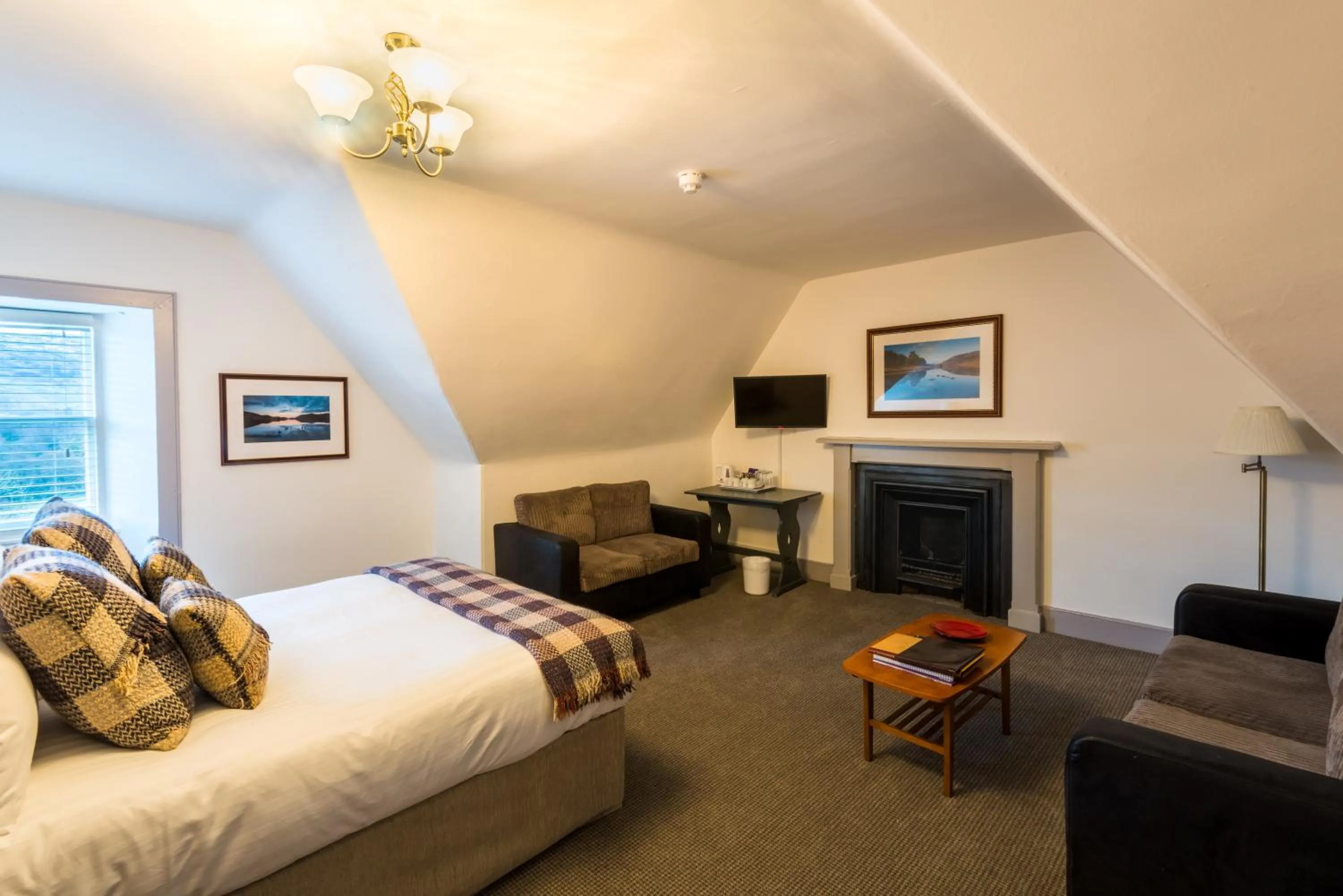 Other, Bed in Inch Hotel