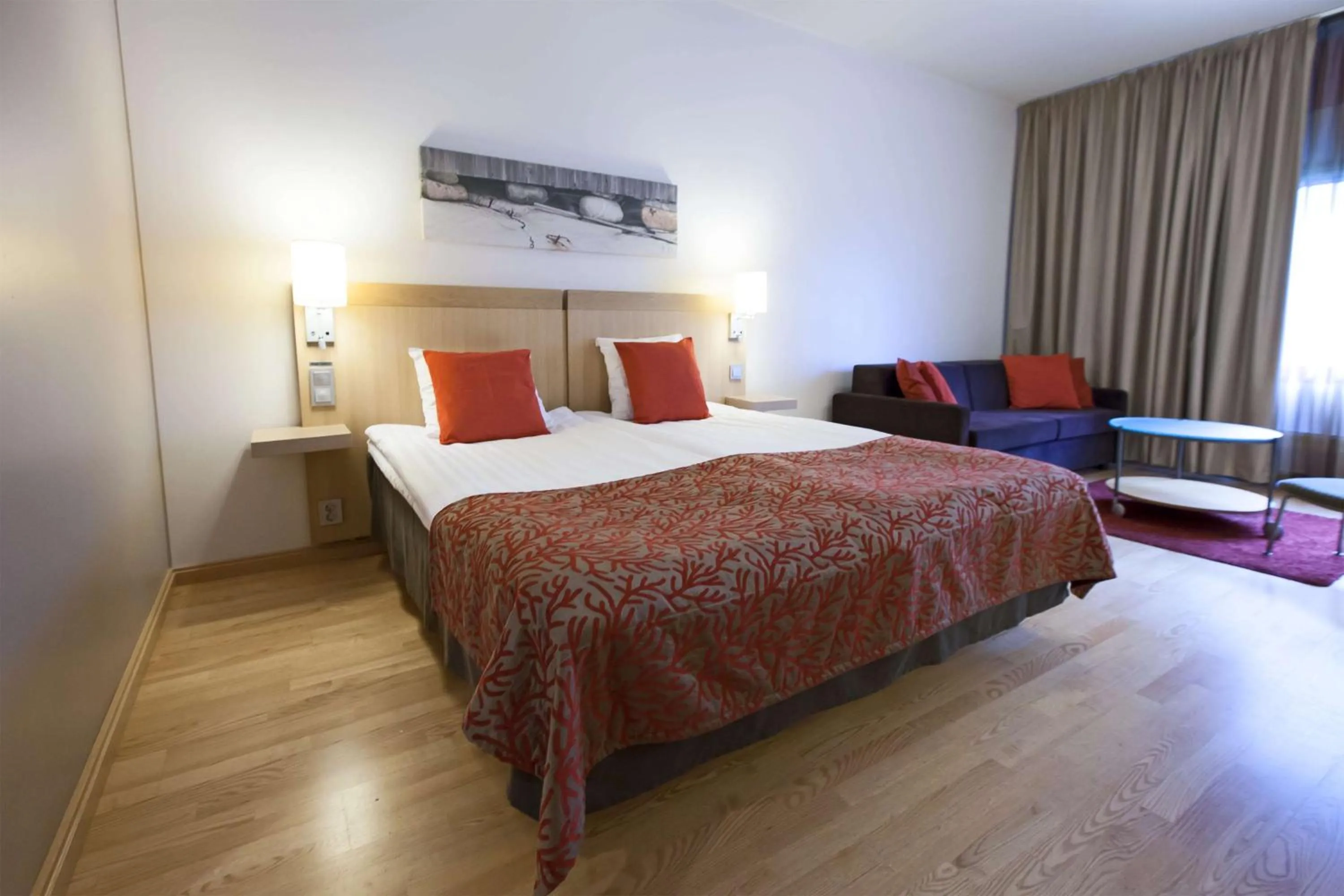 Bedroom, Bed in Scandic Oulu City