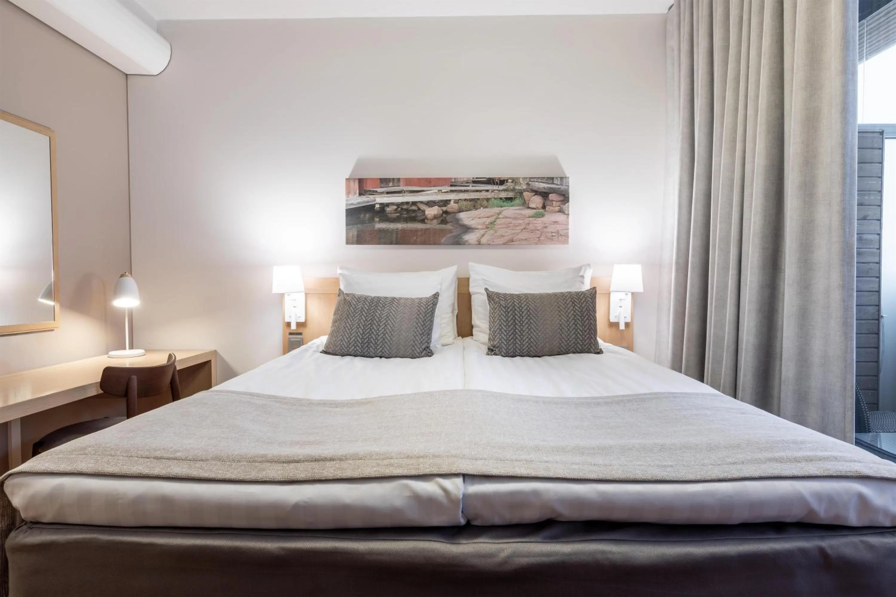 Bedroom, Bed in Scandic Oulu City